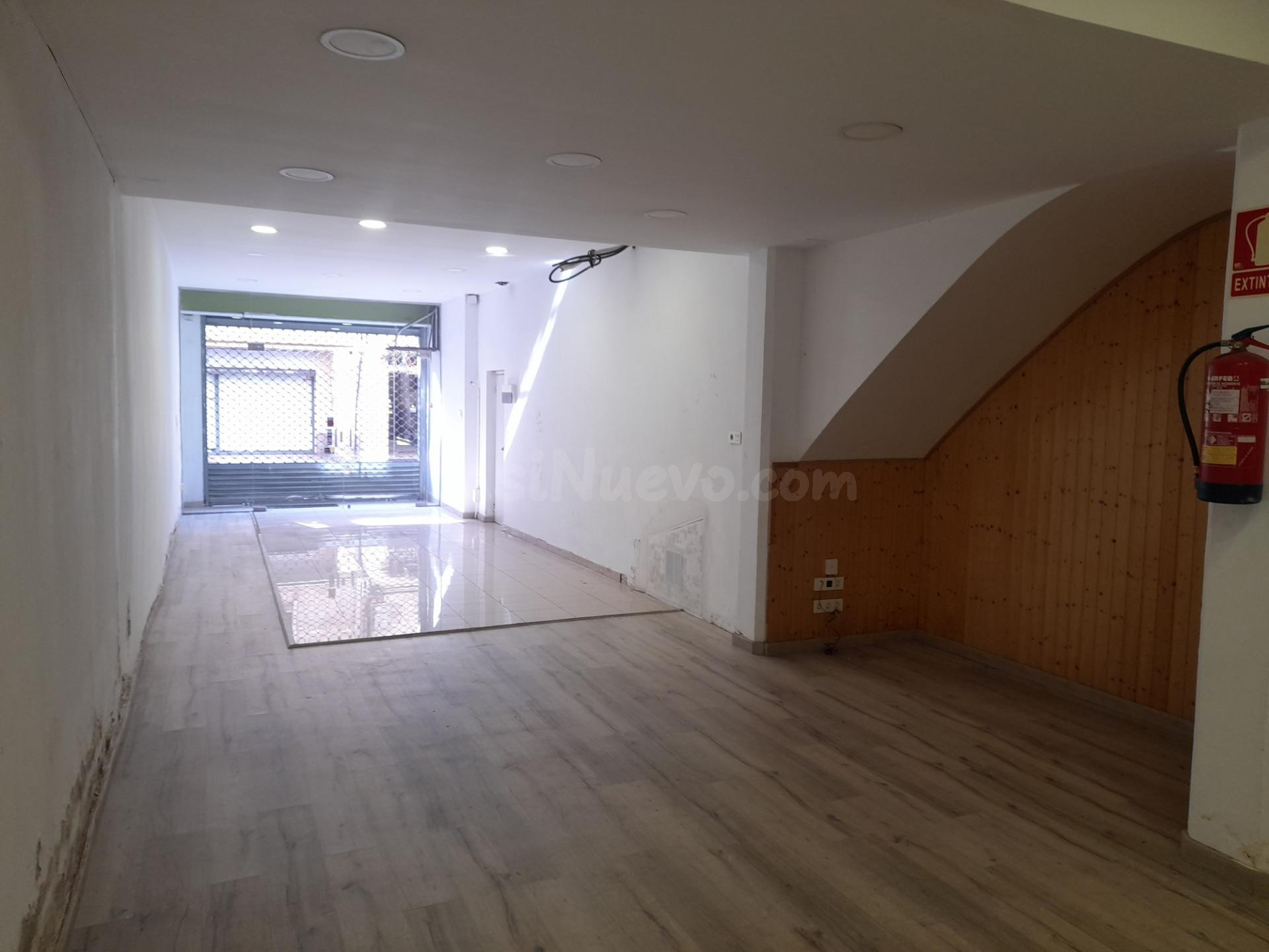 Gran local comercial C/Argentona
