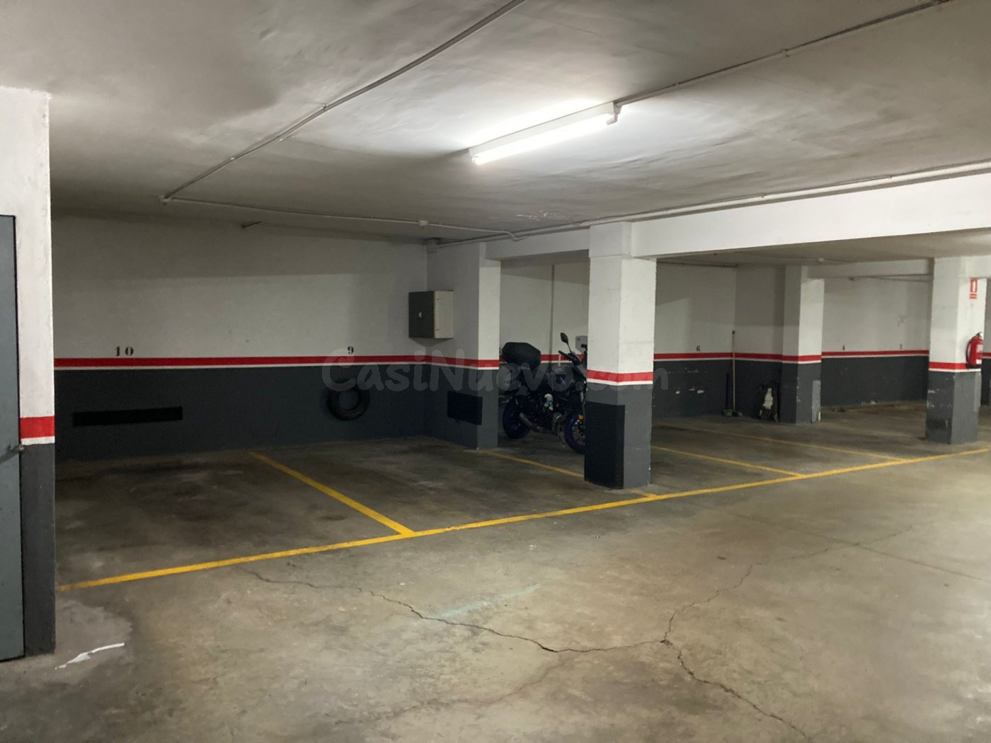 Plaza de parking situada en la Calle Alamos de Mataró - foto 3
