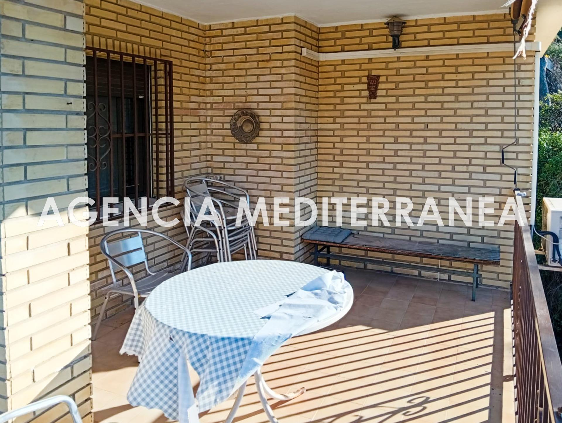 ¡Descubre este chalet con muchas posibilidades, en la tranqu - foto 5
