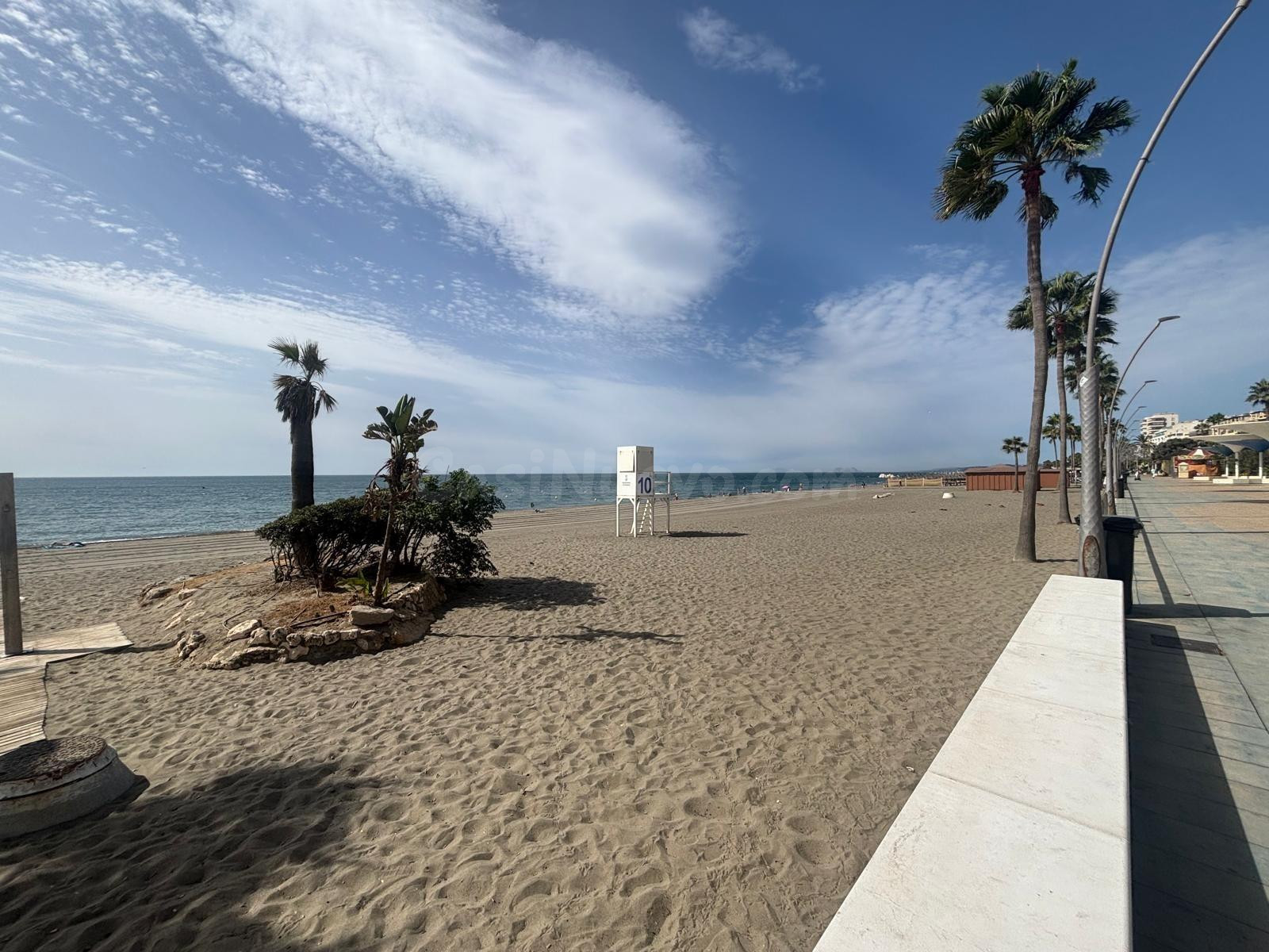 Encantador piso a 30 metros del paseo maritimo y del mar, en - foto 2