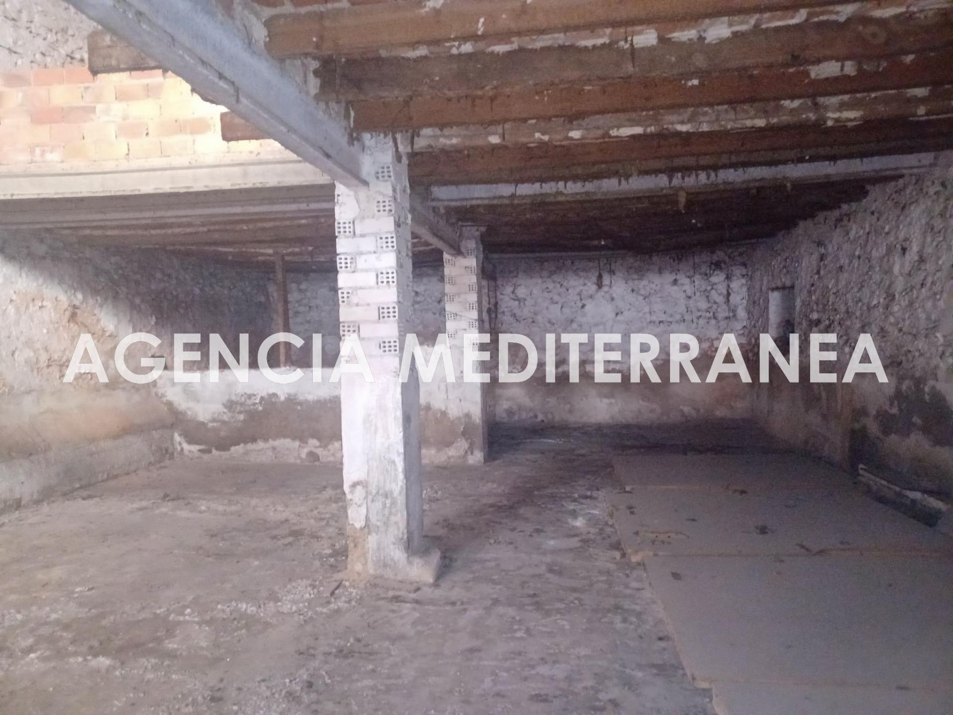 LOCAL COMERCIAL EN VENTA EN GANDIA, ZONA BENIOPA - foto 2