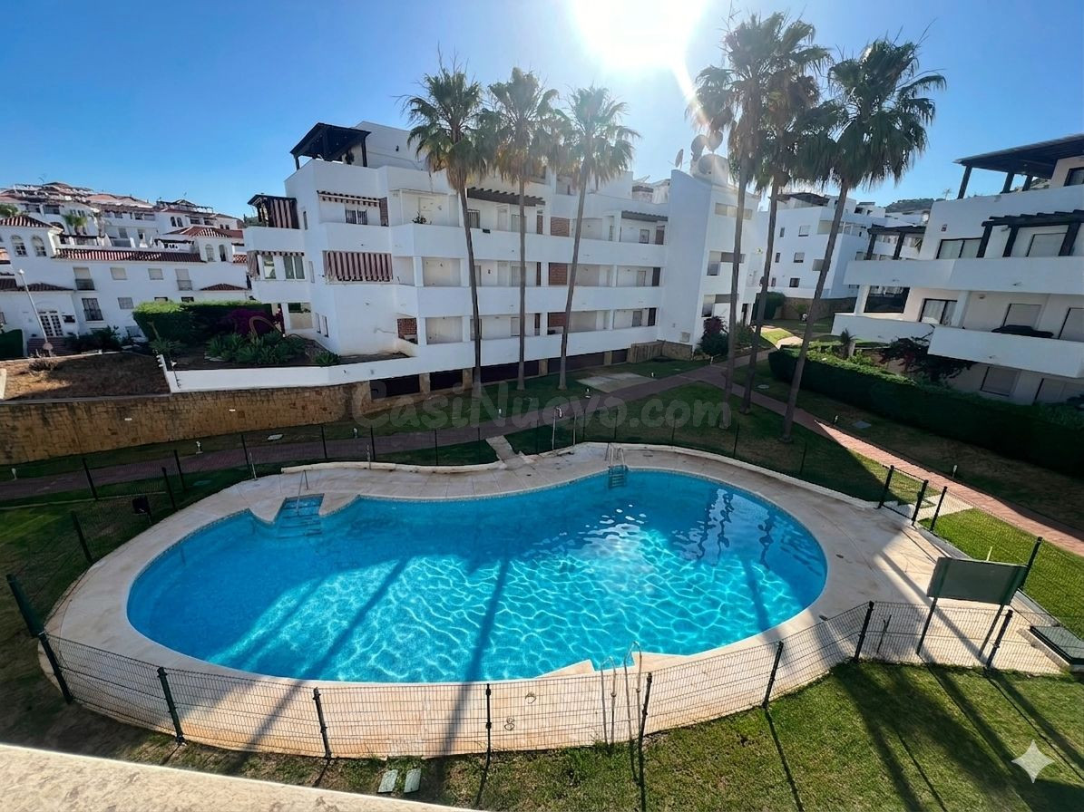 MARAVILLOSO PISO EN RIVIERA DEL SOL CON PISCINA Y PARKING