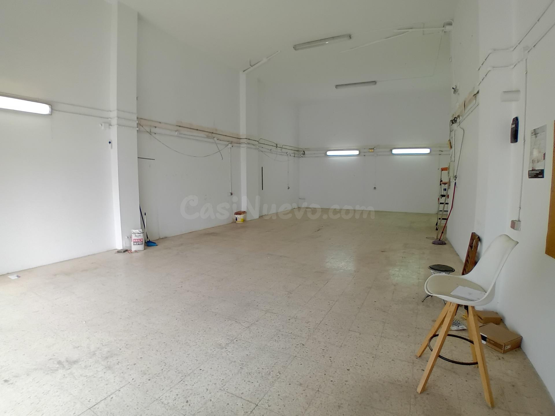 Ronda Sant Oleguer local de 95 m2 - foto 3