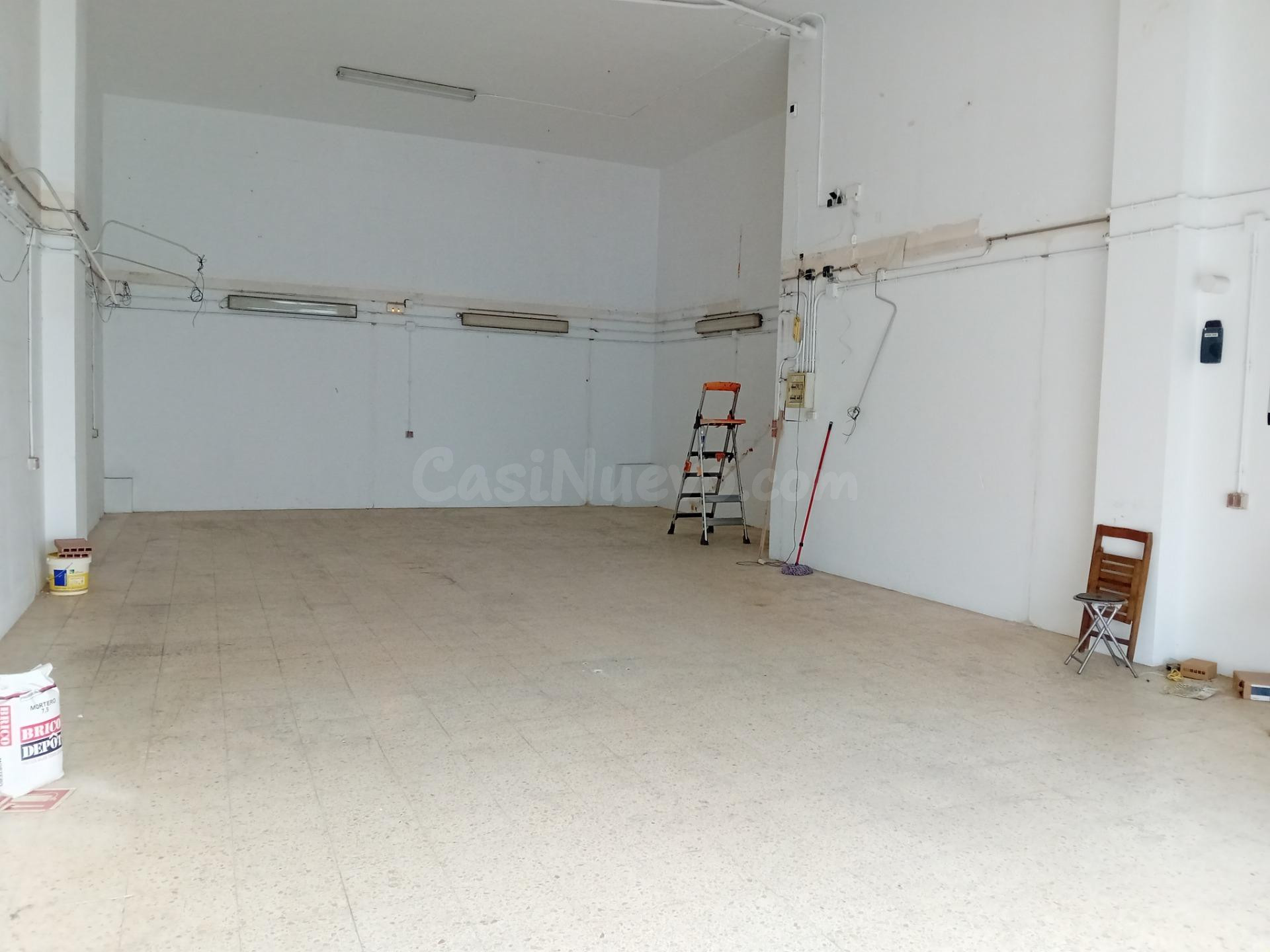 Ronda Sant Oleguer local de 95 m2 - foto 4