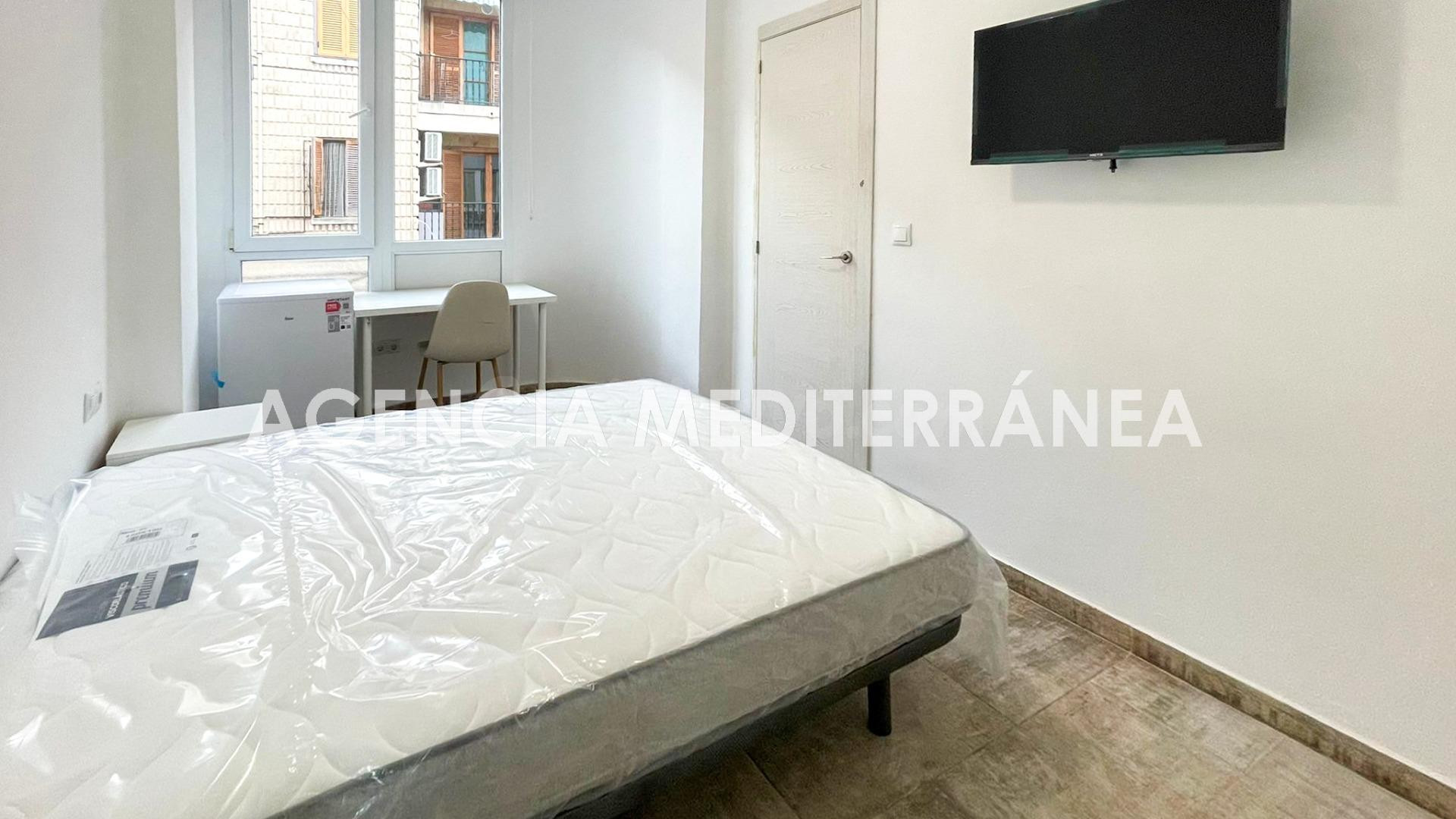 ¡SOLO ESTUDIANTES UNIVERSITARIOS! habitaciones en Burjassot - foto 2