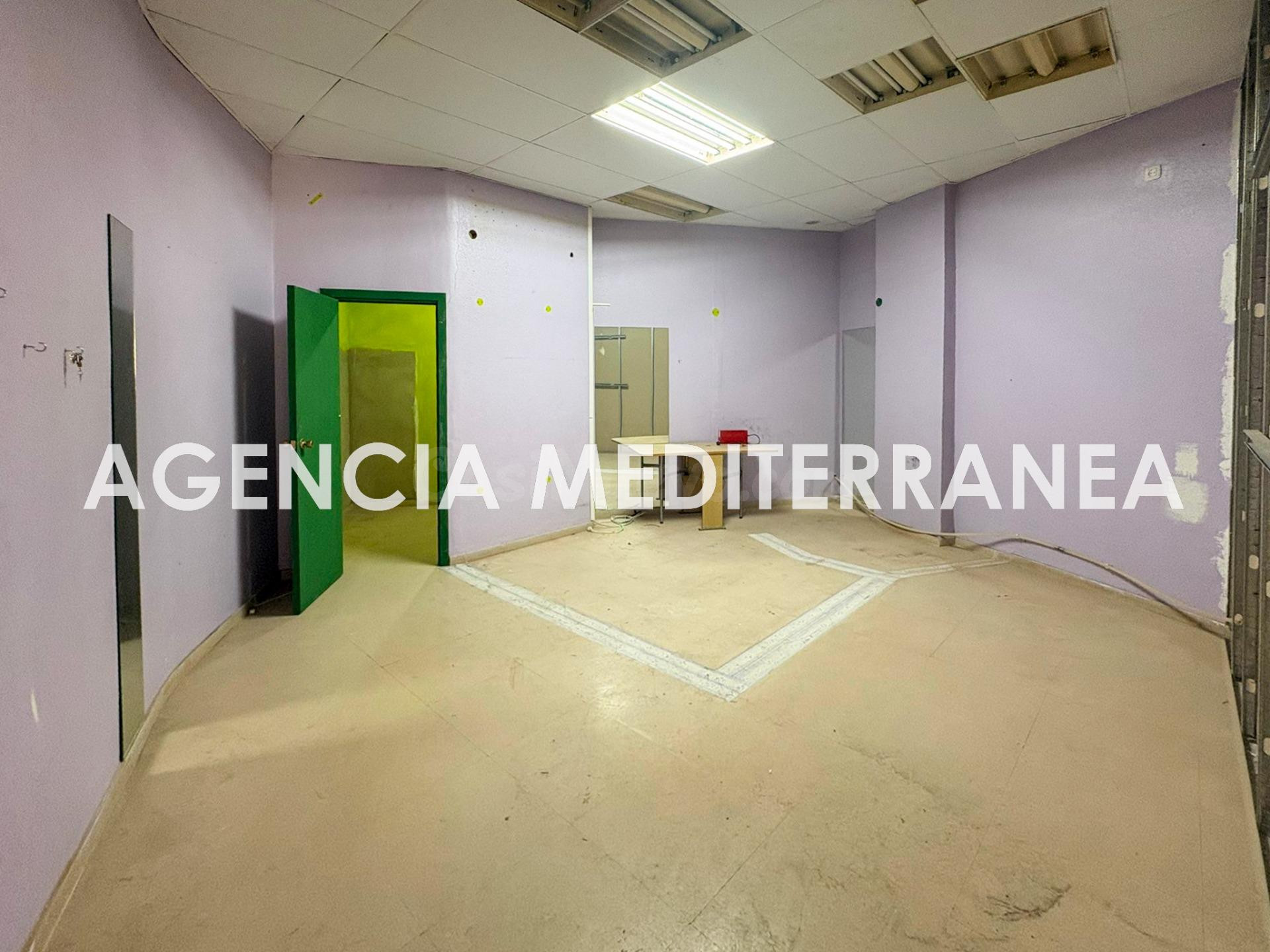 Local en el centro de Lliria en Alquiler - foto 4