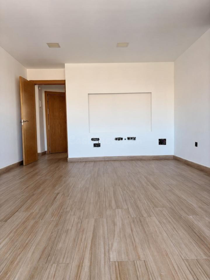LUMINOSA VIVIENDA CON VISTAS PANORÁMICAS A MÁLAGA, JUNTO A A - foto 2