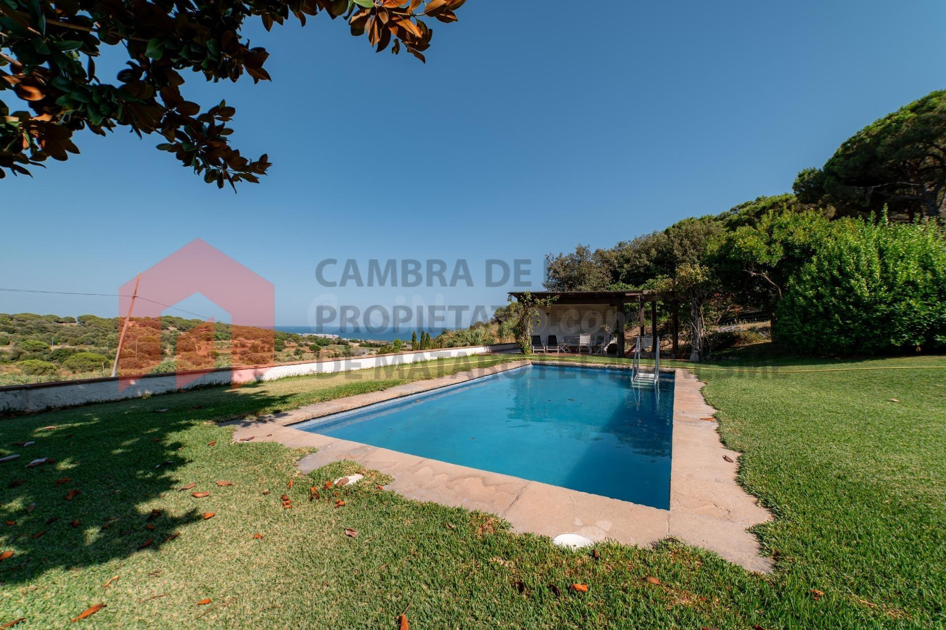 Espectacular finca muy tranquila, con piscina climatizada, g