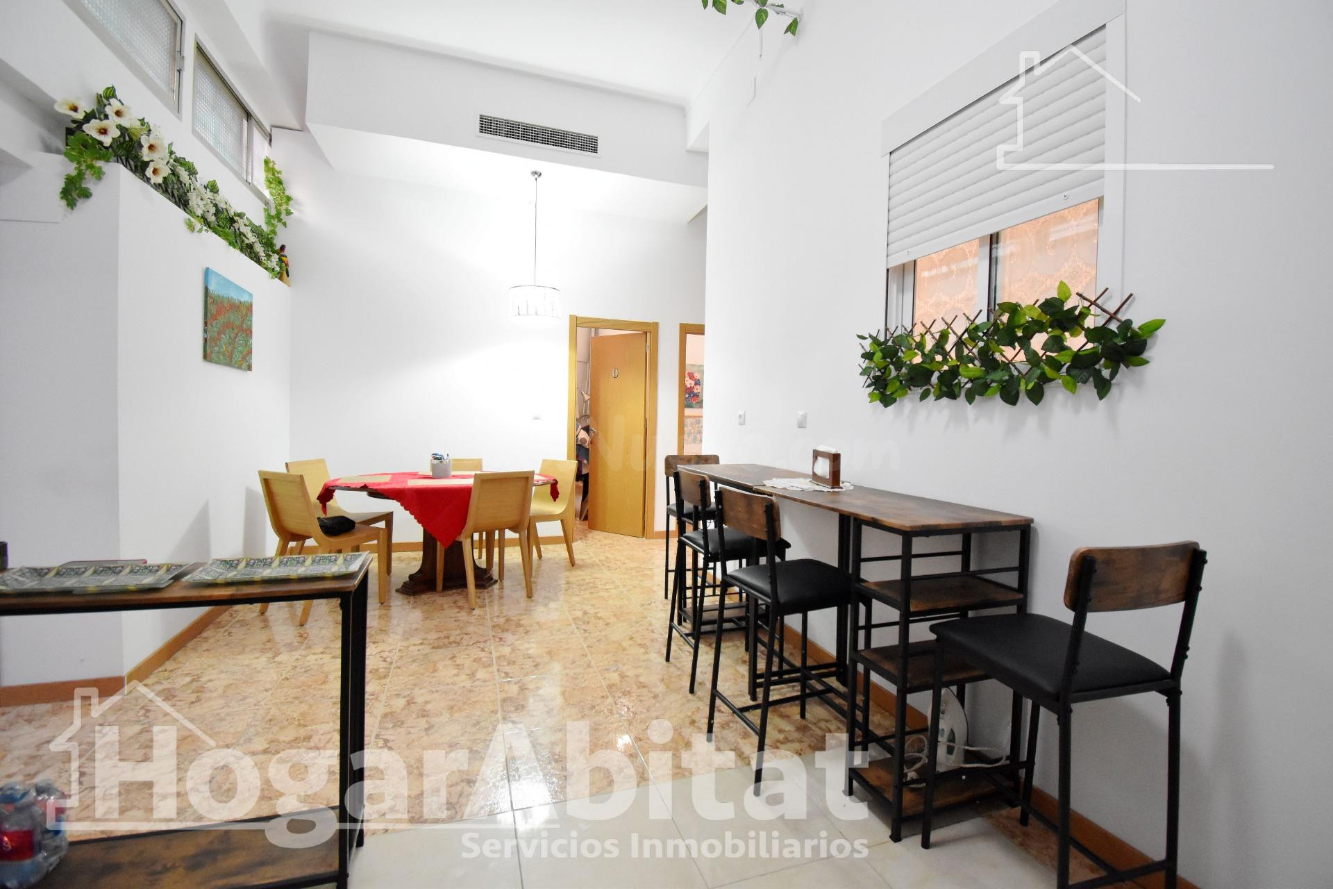 ¡CENTRO DE GANDIA! BAJO MUY AMPLIO CON TERRAZA Y TRASTERO - foto 3
