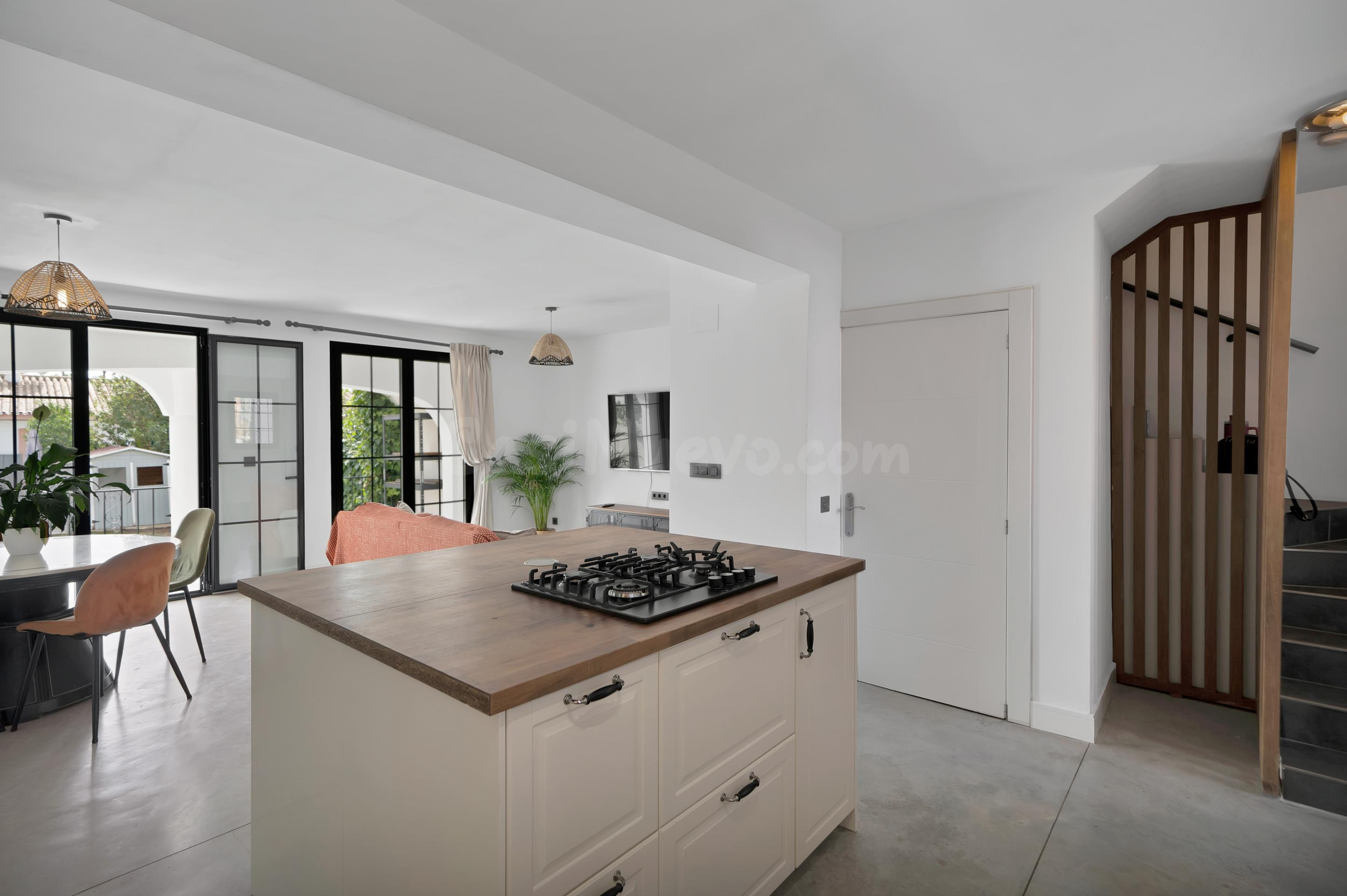 Exclusive Renovated Home with Large Private Garden in Monte  - foto 4