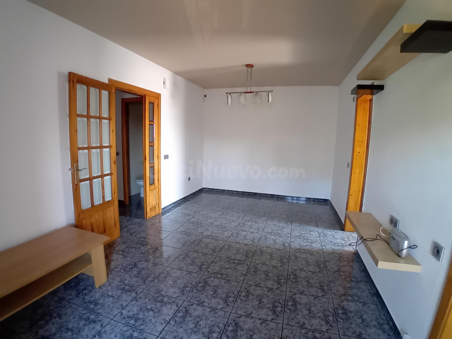 Piso en venta en Cerdanyola para entrar a vivir de 3 hab + d - foto 3