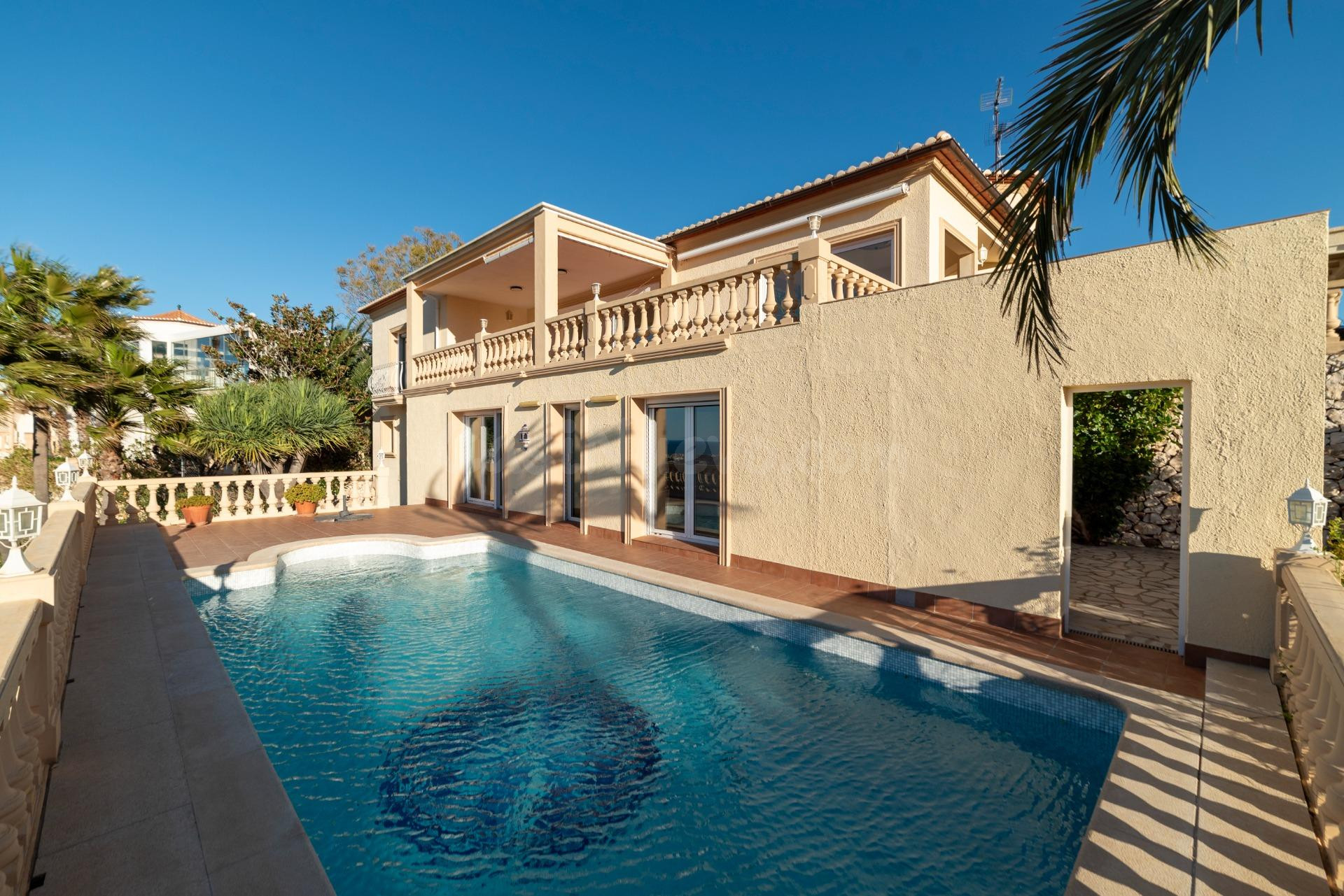 Chalet independiente en venta en Benimarquia - foto 4