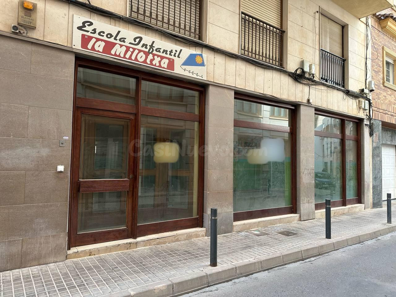 LOCAL DE 260m2 UTILES. CENTRICO - foto 2