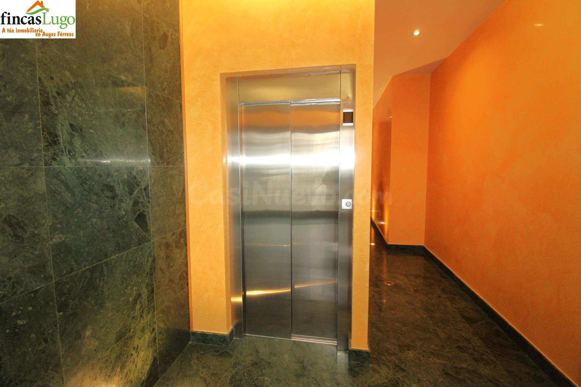 APARTAMENTO EN EL CENTRO DE LUGO, PRAZA DA SOIDADE - foto 2