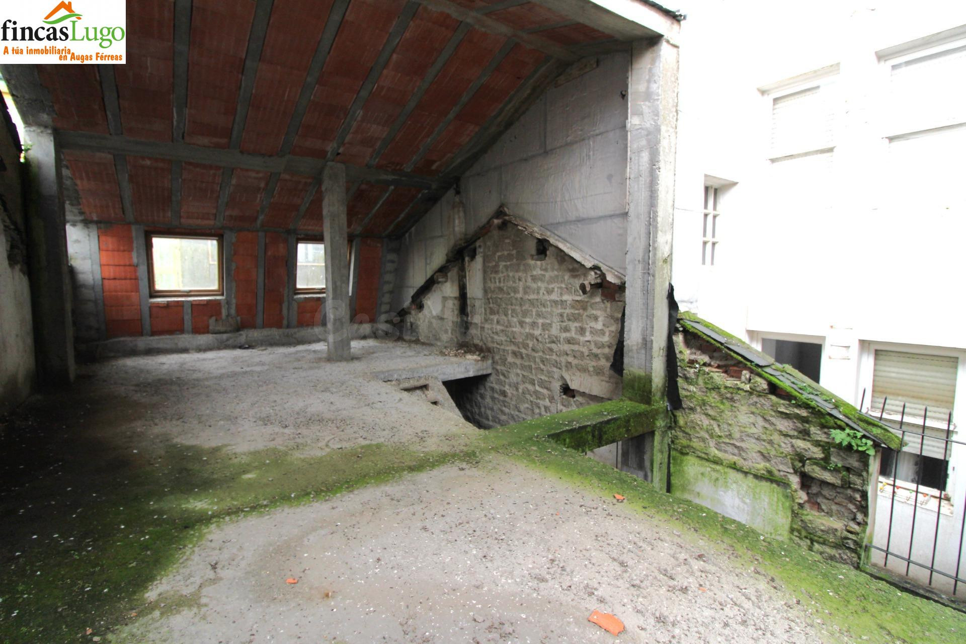 CASA A REFORMAR AL LADO DE LA MURALLA - foto 4
