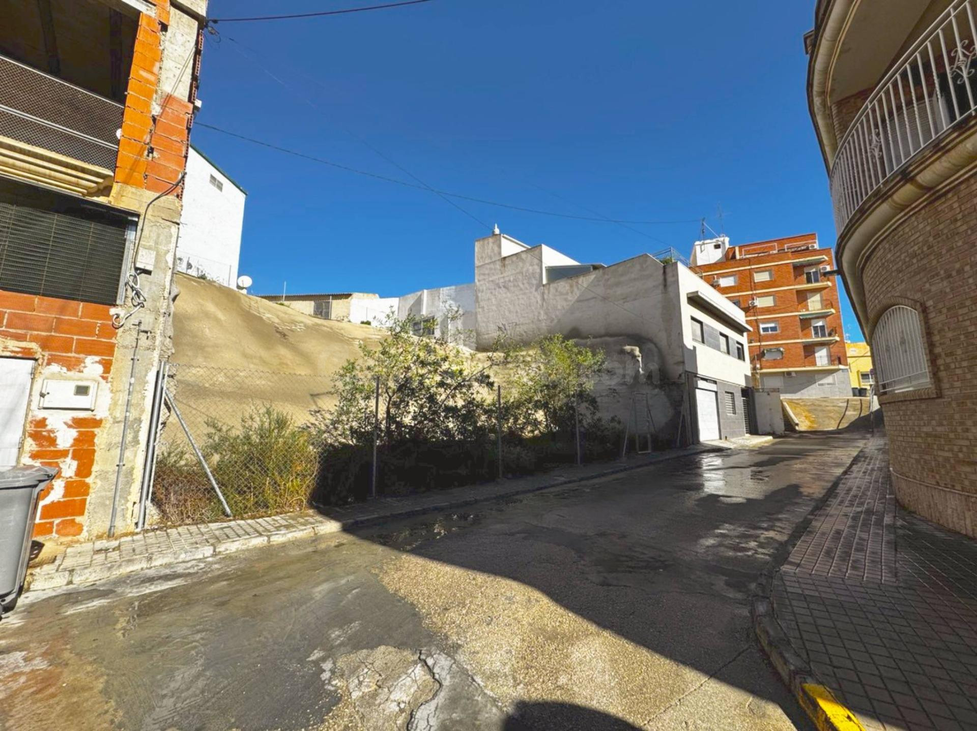 TERRENO URBANO