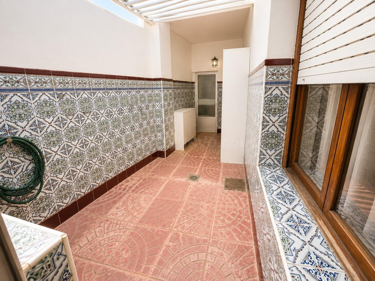 CASA EN LA ZONA CERCA DEL PASEO CALVARIO - foto 5