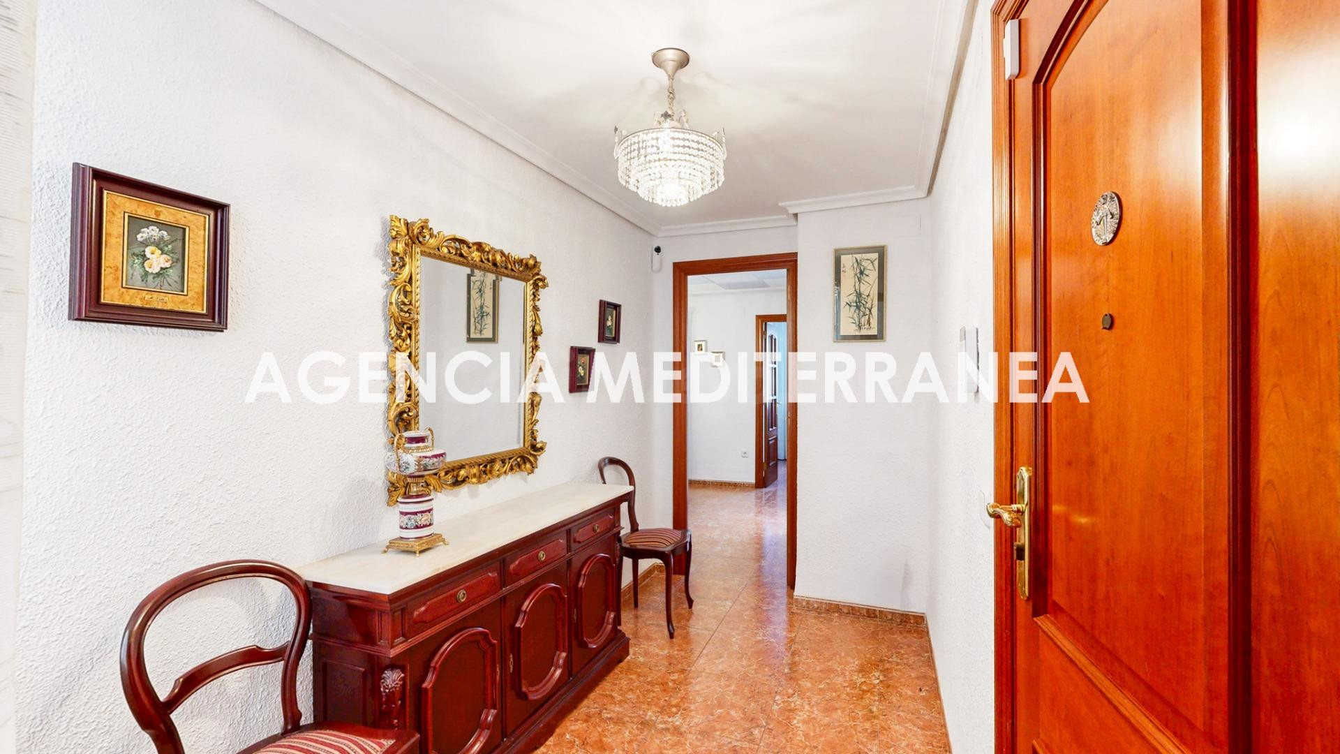 PISO EN VENTA EN LA PLAYA DE LA MALVARROSA - foto 3