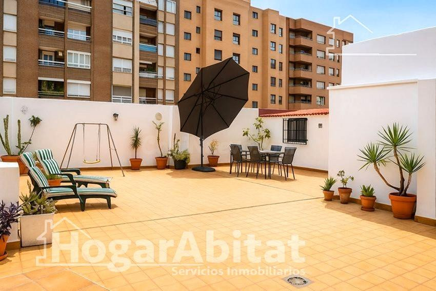MUY AMPLIO Y EXTERIO CON GRAN TERRAZA, GARAJE Y TRASTERO - foto 4