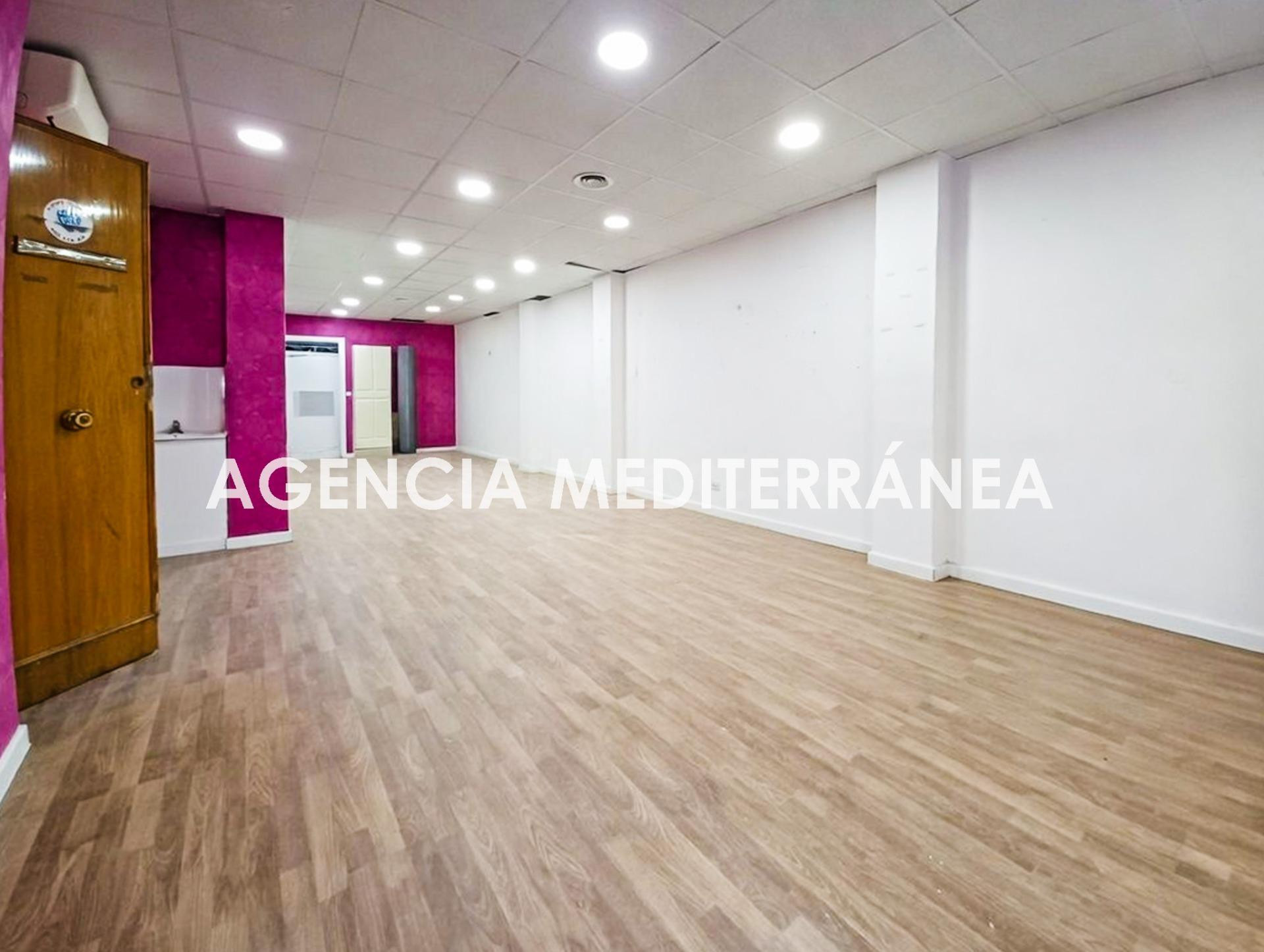 LOCAL EN VENTA FRENTE AL MERCADO DEL CABAÑAL, VALENCIA