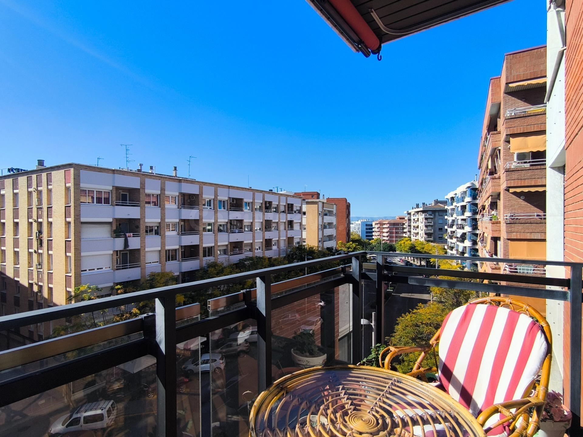 Exclusiva vivienda amplia en Tarragona Centro con plaza de p - foto 3