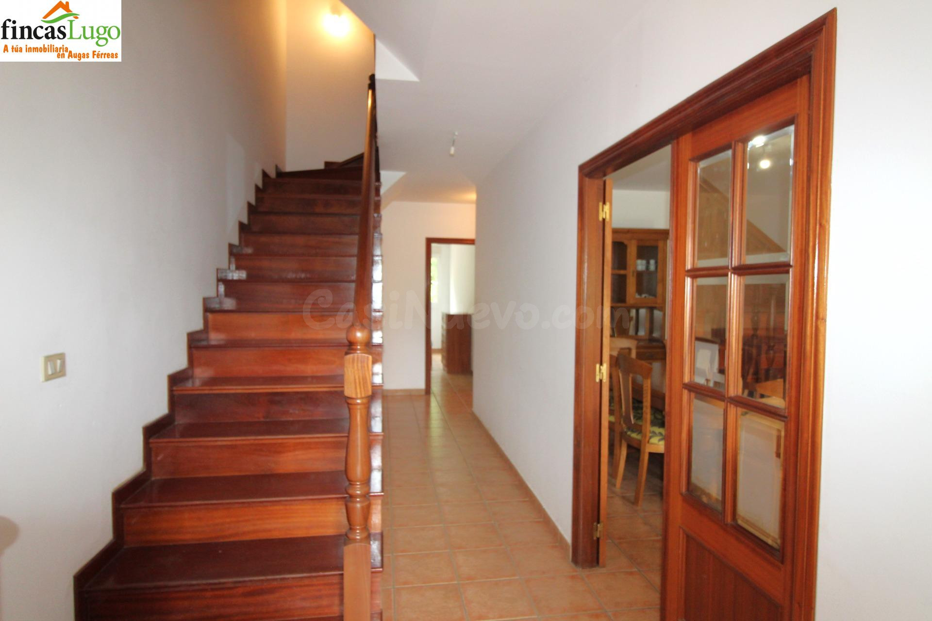 CHALET ADOSADO CON VISTAS AL MIÑO. - foto 2