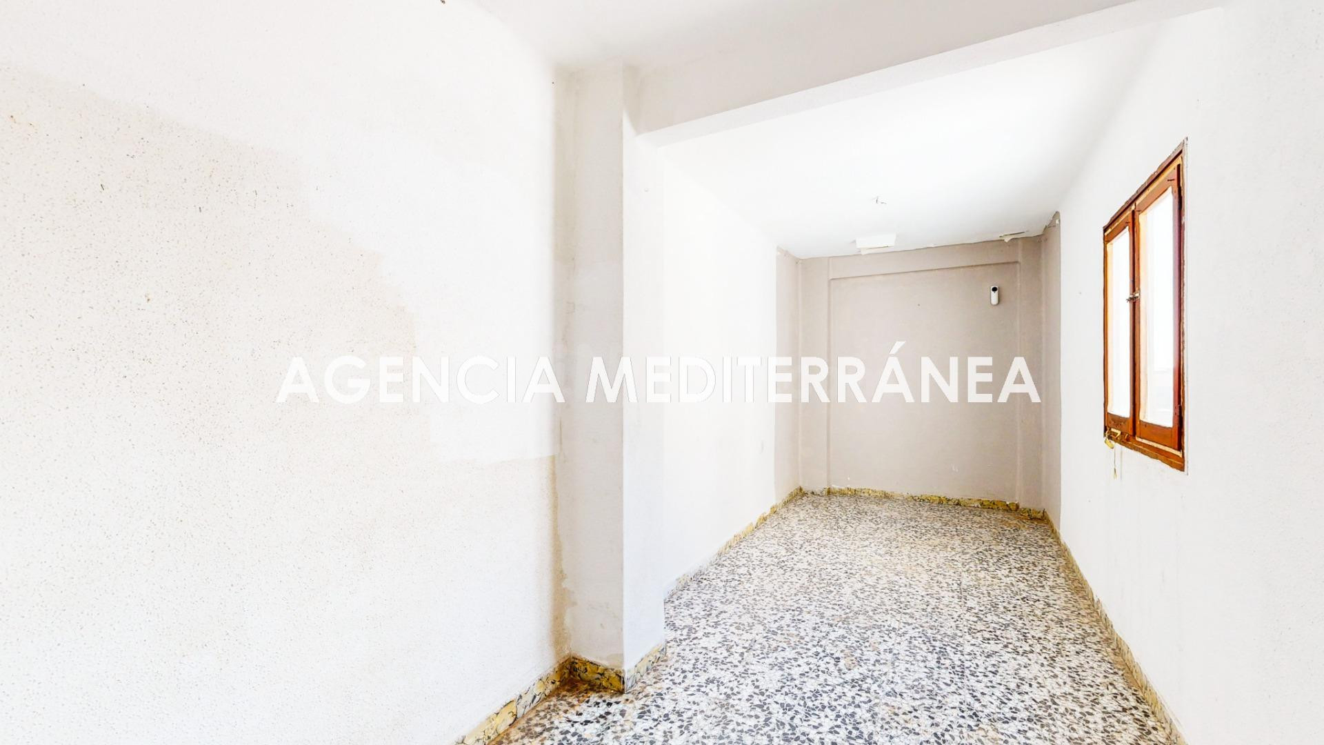 QUINTO SIN ASCENSOR PARA REFORMAR, EN EL MERCADO DEL CABAÑAL - foto 5