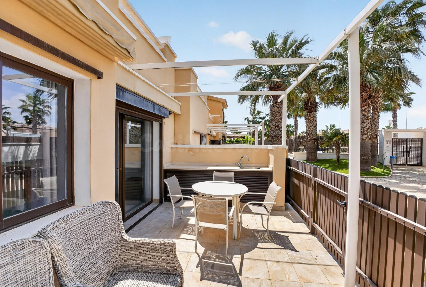 Cabo Roig, Acogedor Adosado con jardíN y patio lista para en - foto 3