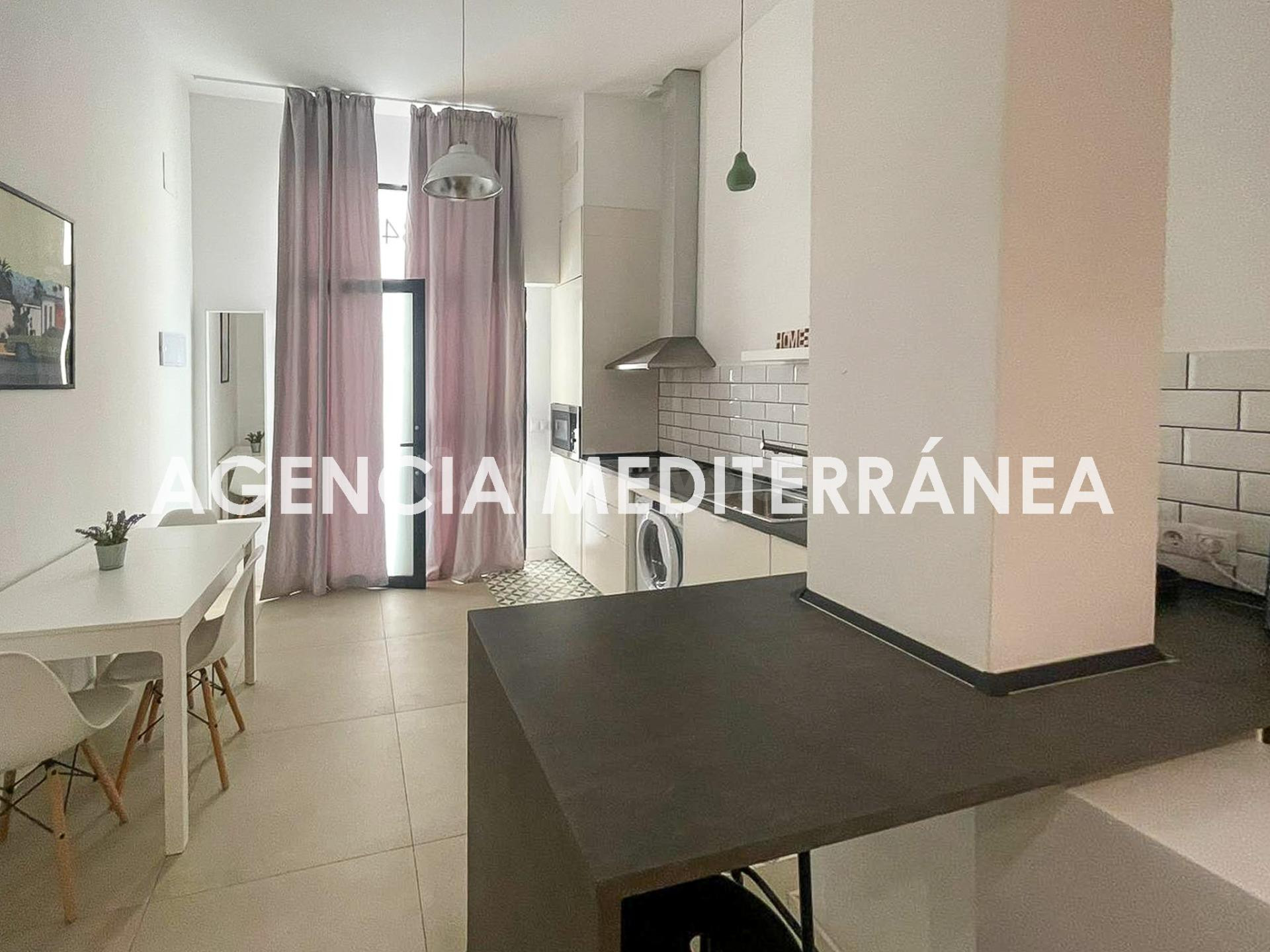 Loft con Licencia Vacacional en el corazón de Ruzafa - foto 2