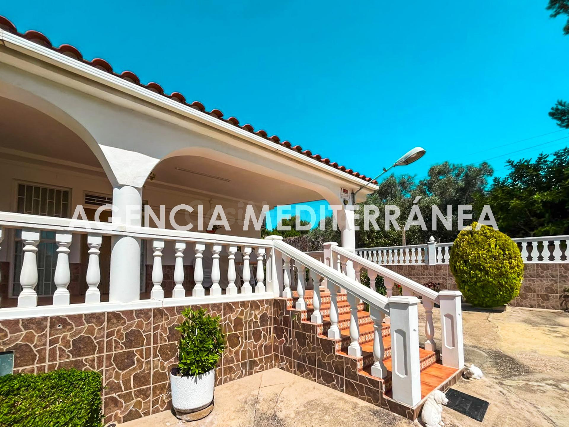 CHALET EN VENTA EN MONTSERRAT - foto 2