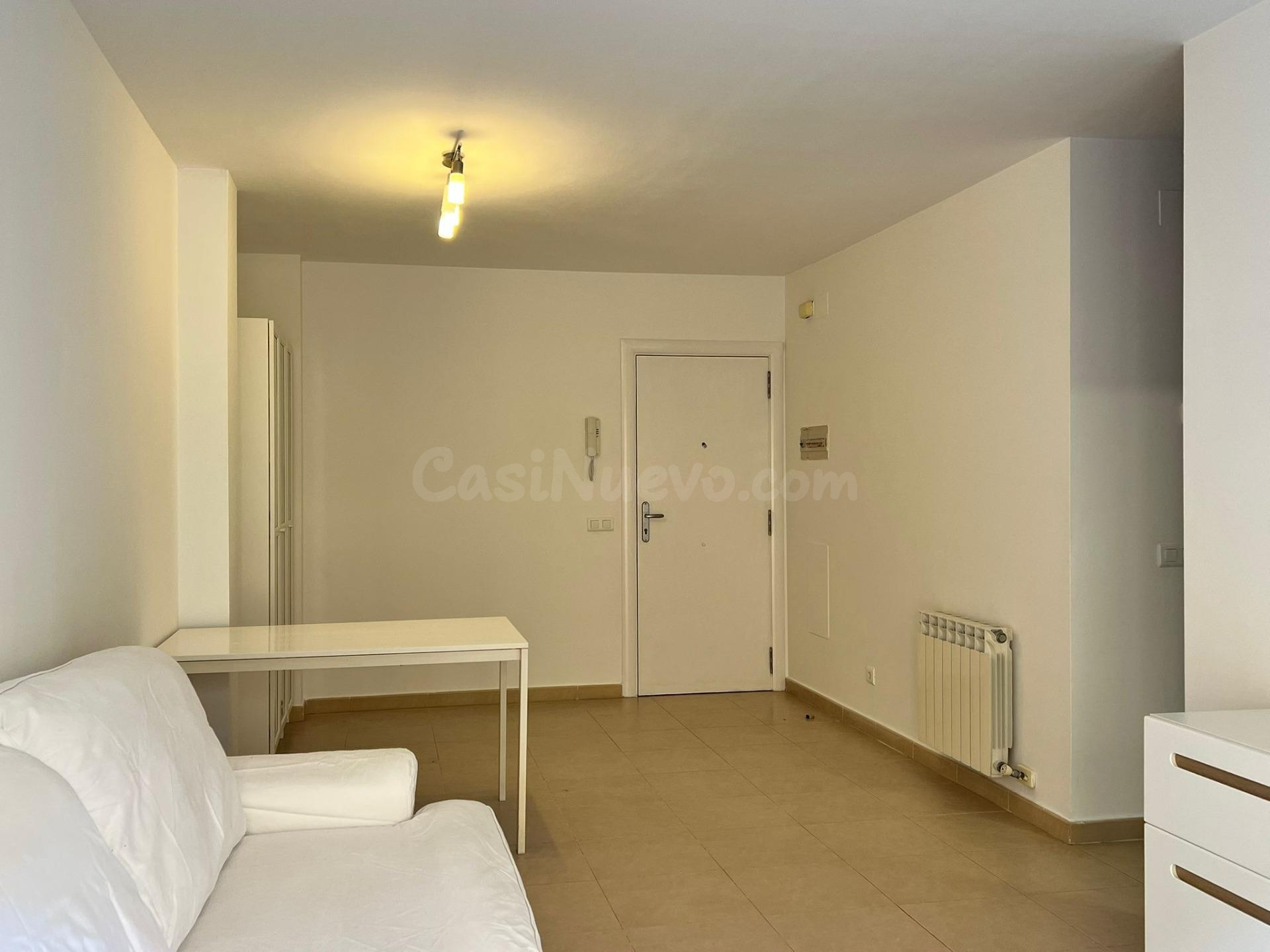 Piso de 2 habitaciones con balcón y opción de parking en Reu - foto 3