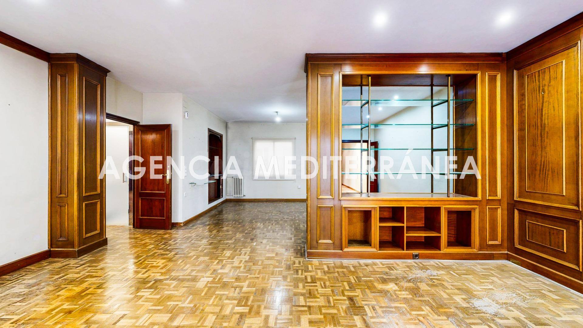 Piso en venta en Valencia, con garaje, en pleno centro de la - foto 5