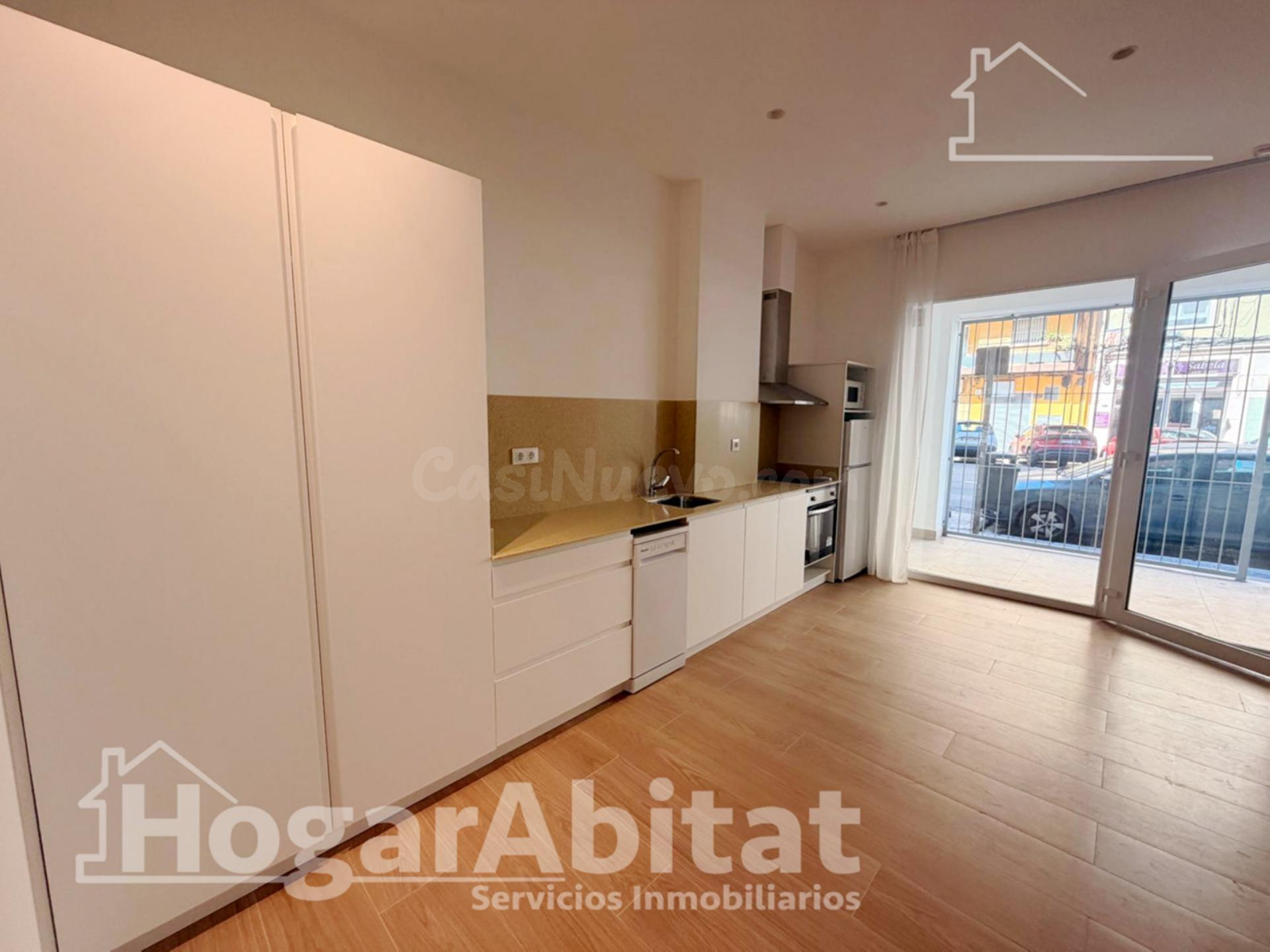 ¡INVERSIÓN! 4 ESTUDIOS REFORMADOS CON LICENCIAS TURISTICAS - foto 3