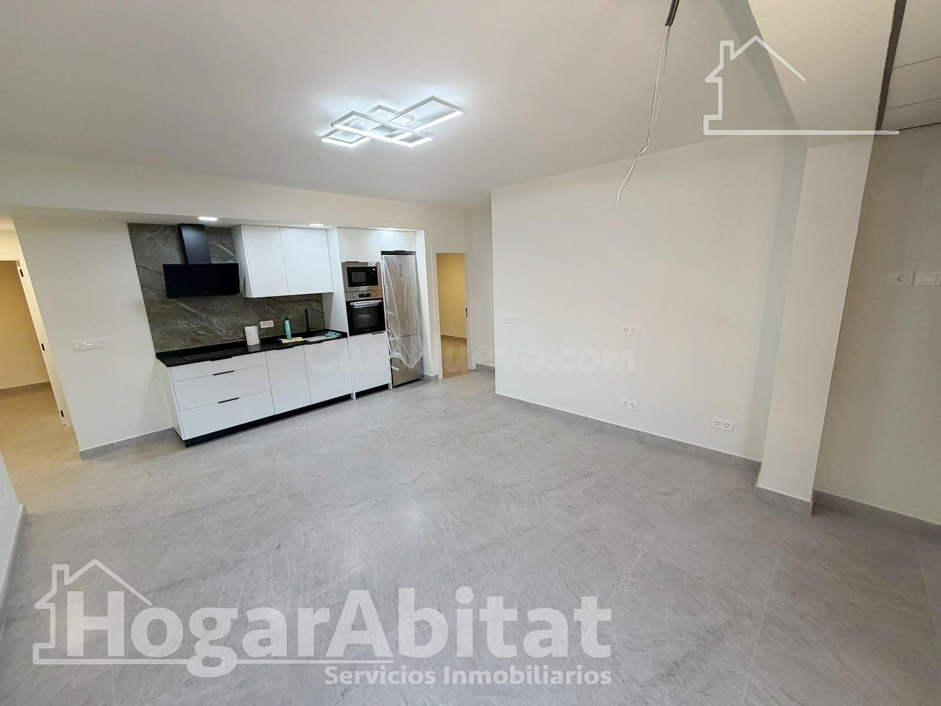 ¡REFORMADO A ESTRENAR! AMPLIO, IMPECABLE Y CON LUZ A RAUDALE - foto 4