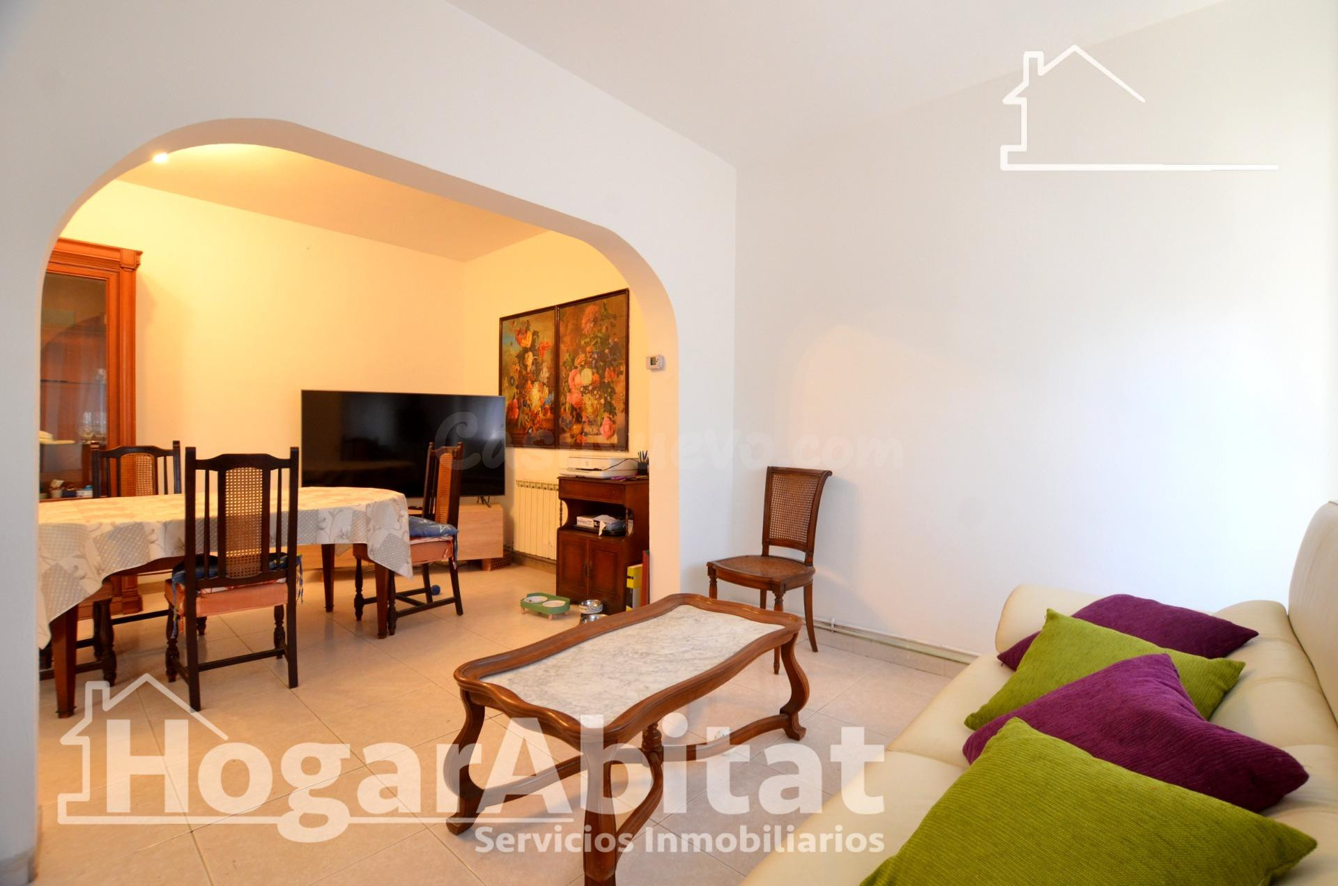 ¡OPORTUNIDAD! GRAN CHALET RÚSTICO CON GARAJE, TRASTERO Y ÁRB - foto 5