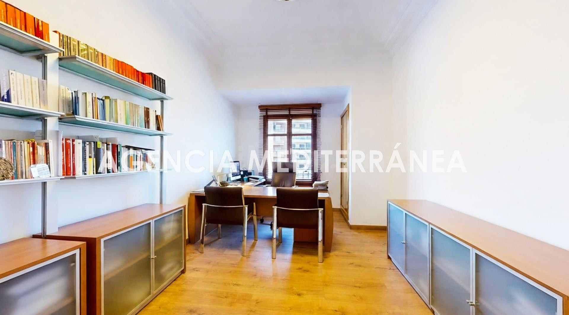 Piso en venta en Valencia, zona Granvia - foto 2