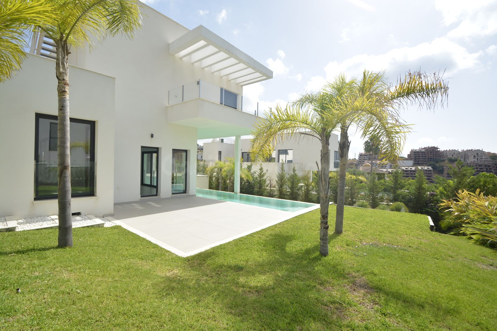 Villa 4 habitaciones 439m² en venta - Hacienda Elviria - foto 2