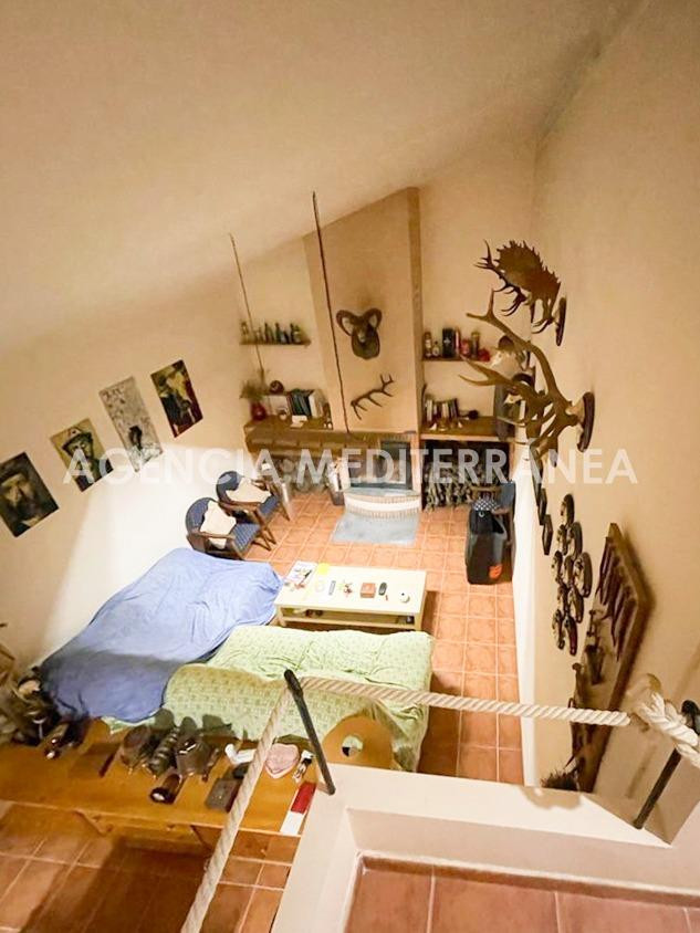 FINCA RÚSTICA EN ALMANSA, DE 100 HECTÁREAS CON CASA UNIFAMIL - foto 2