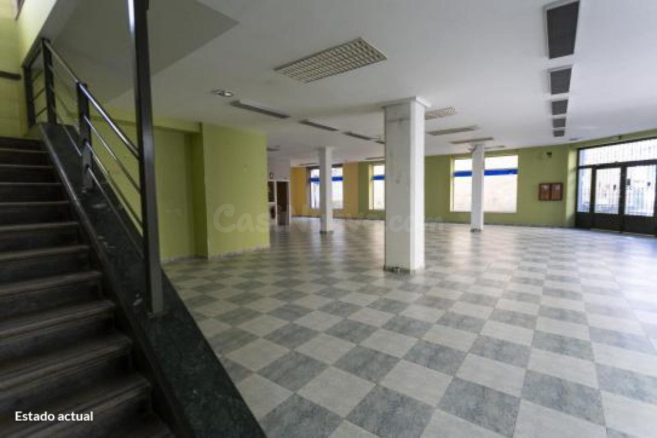 Local comercial 800m² en venta - Pueblo - foto 4