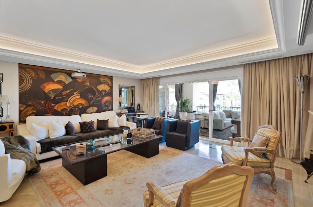 Exclusive Luxury Apartment in Lomas de Sierra Blanca, Marbel - foto 3
