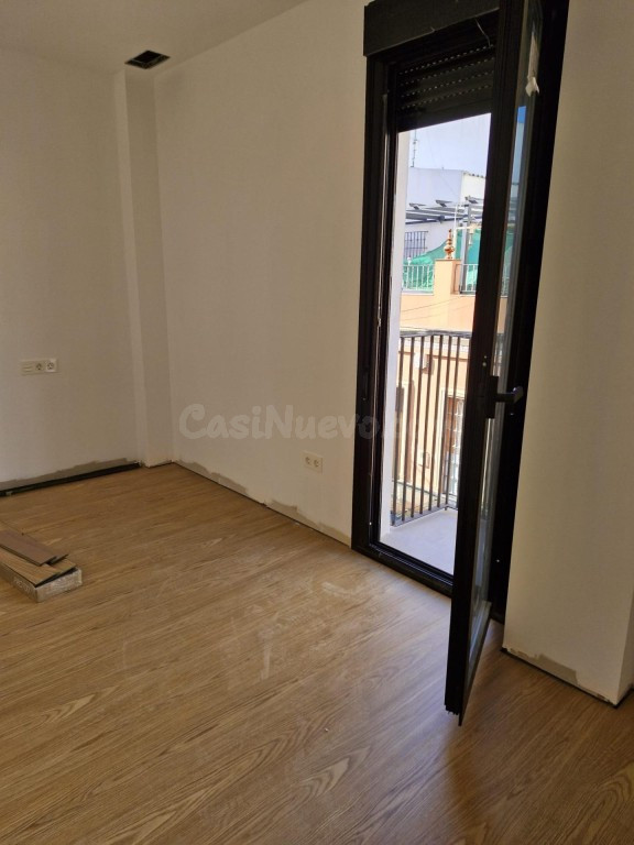 Precioso ático dúplex a estrenar en Calle Santa María, junto - foto 4