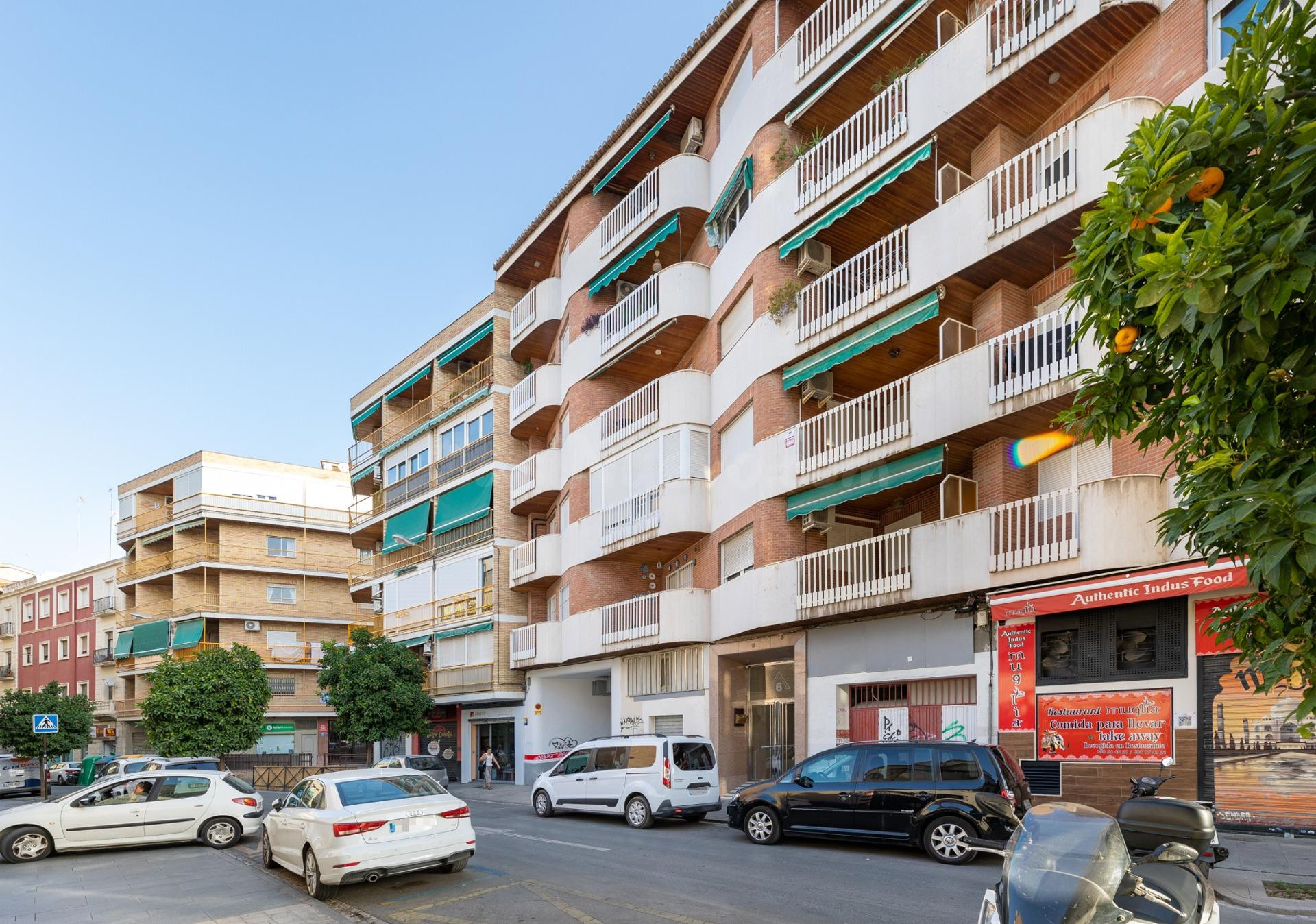 ¡Oportunidad Única en Granada! Piso Espectacular  en Plaza d