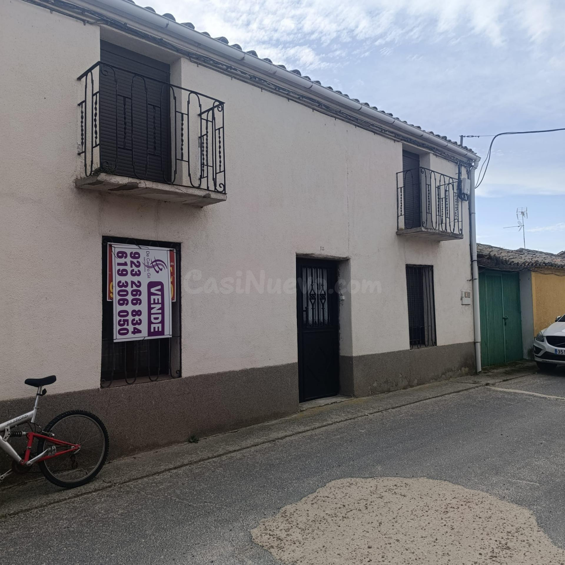 CASA MUY AMPLIA CON MUCHO TERRENO - foto 4