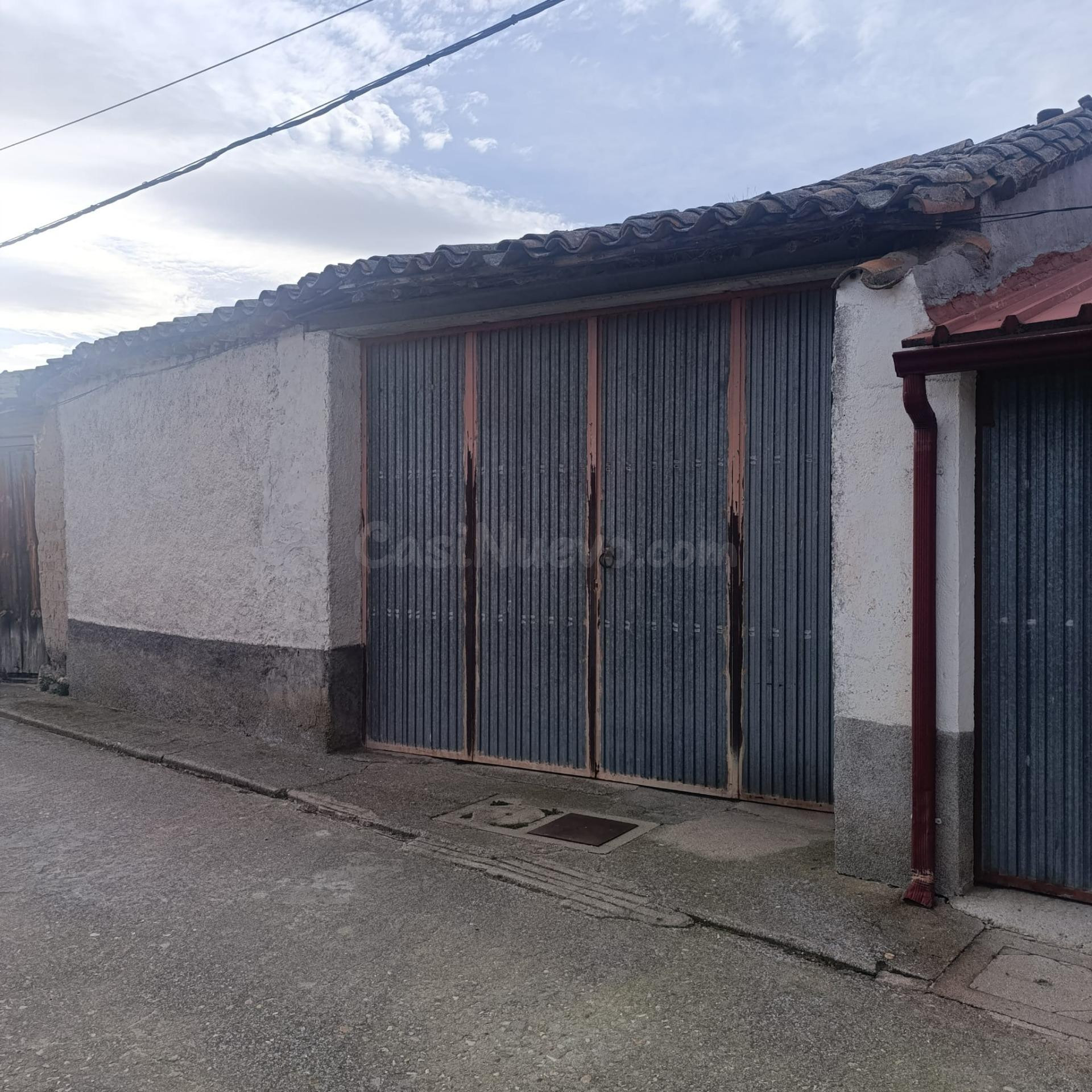 CASA MUY AMPLIA CON MUCHO TERRENO - foto 5