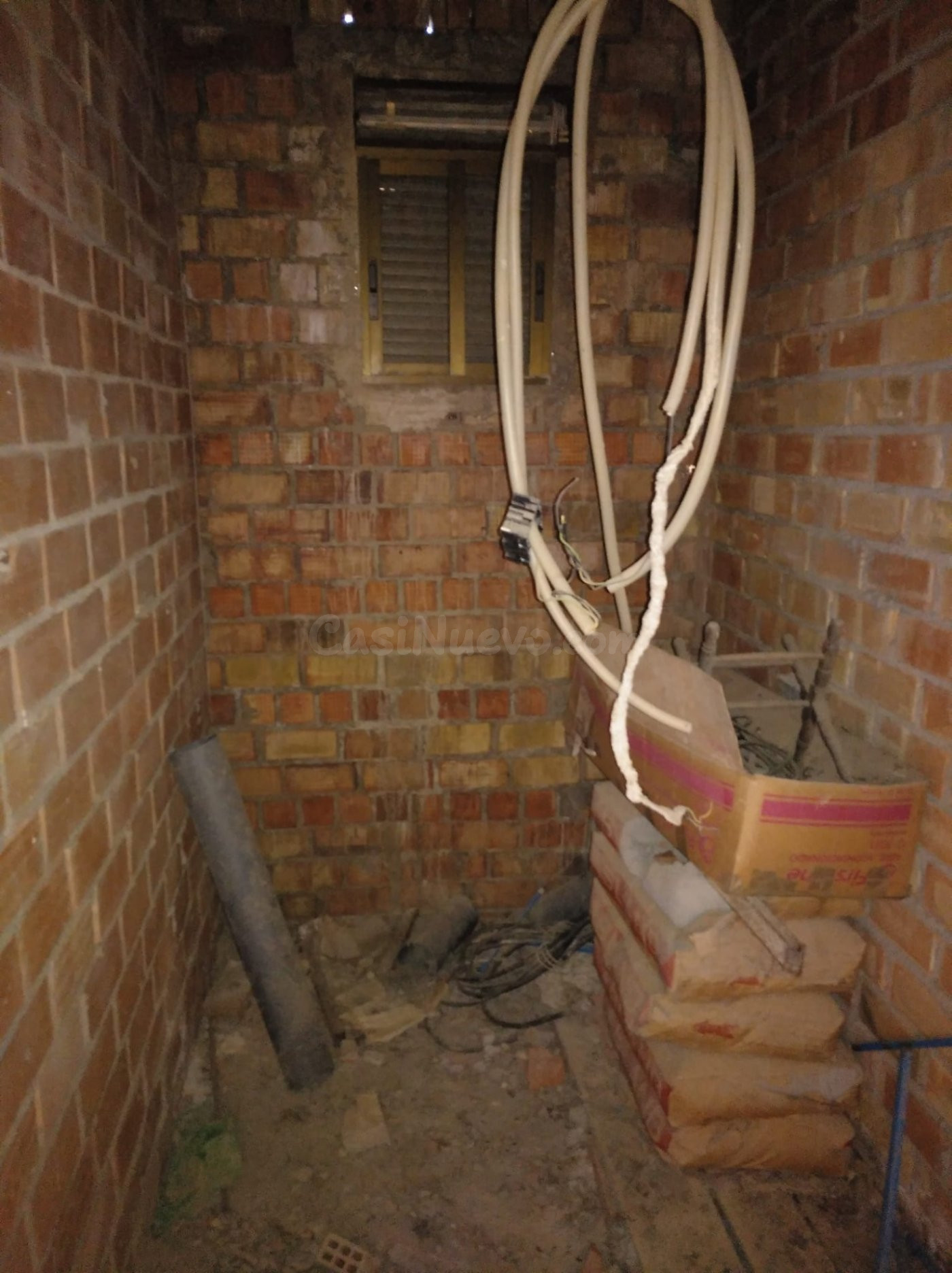 Casa con terreno en venta - Cuevas Bajas - foto 5