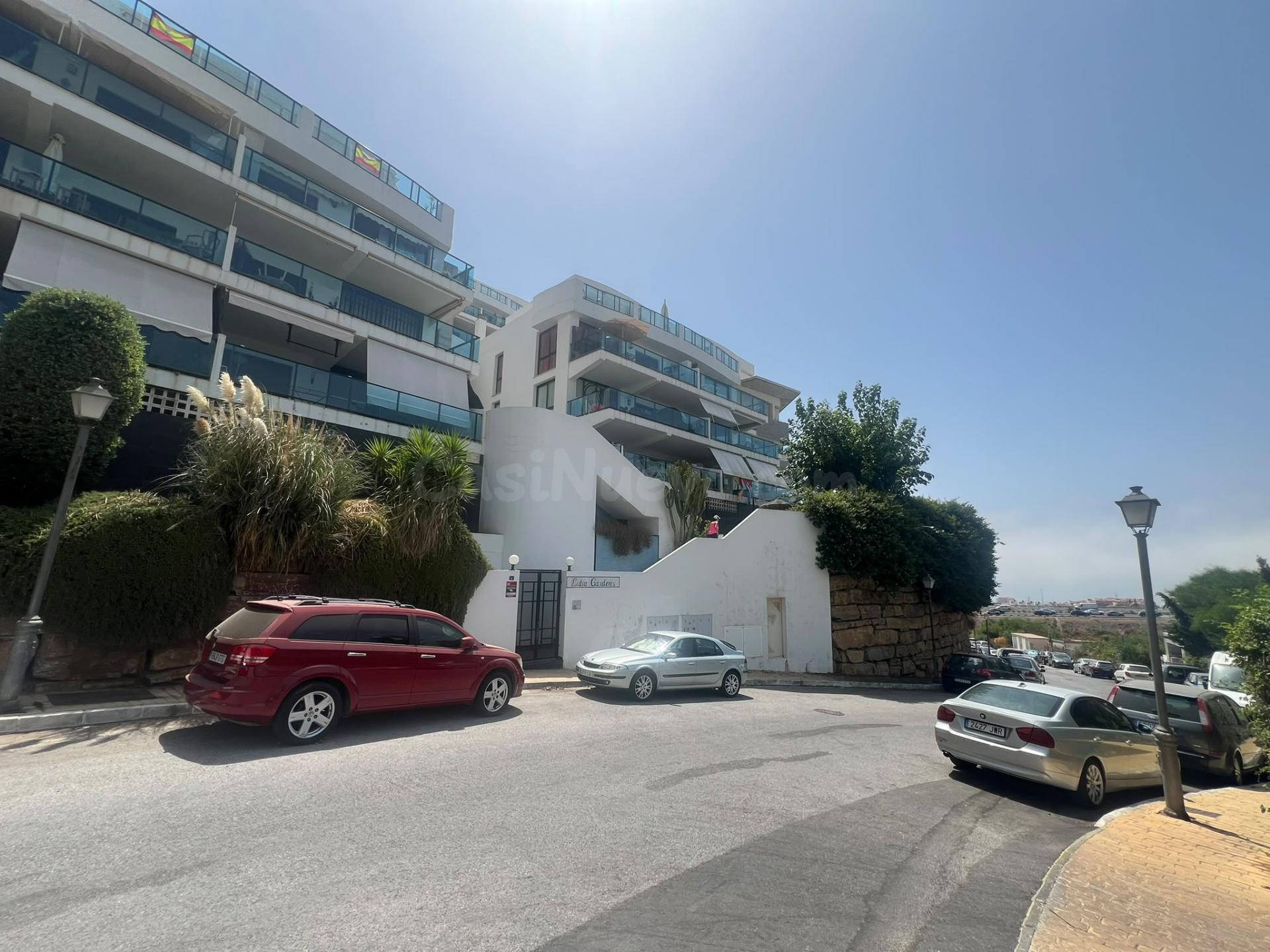 ¡ÚNICO ÁTICO CON 210 M2 DE TERRAZA, JACUZZI, LICENCIA TURÍST - foto 3