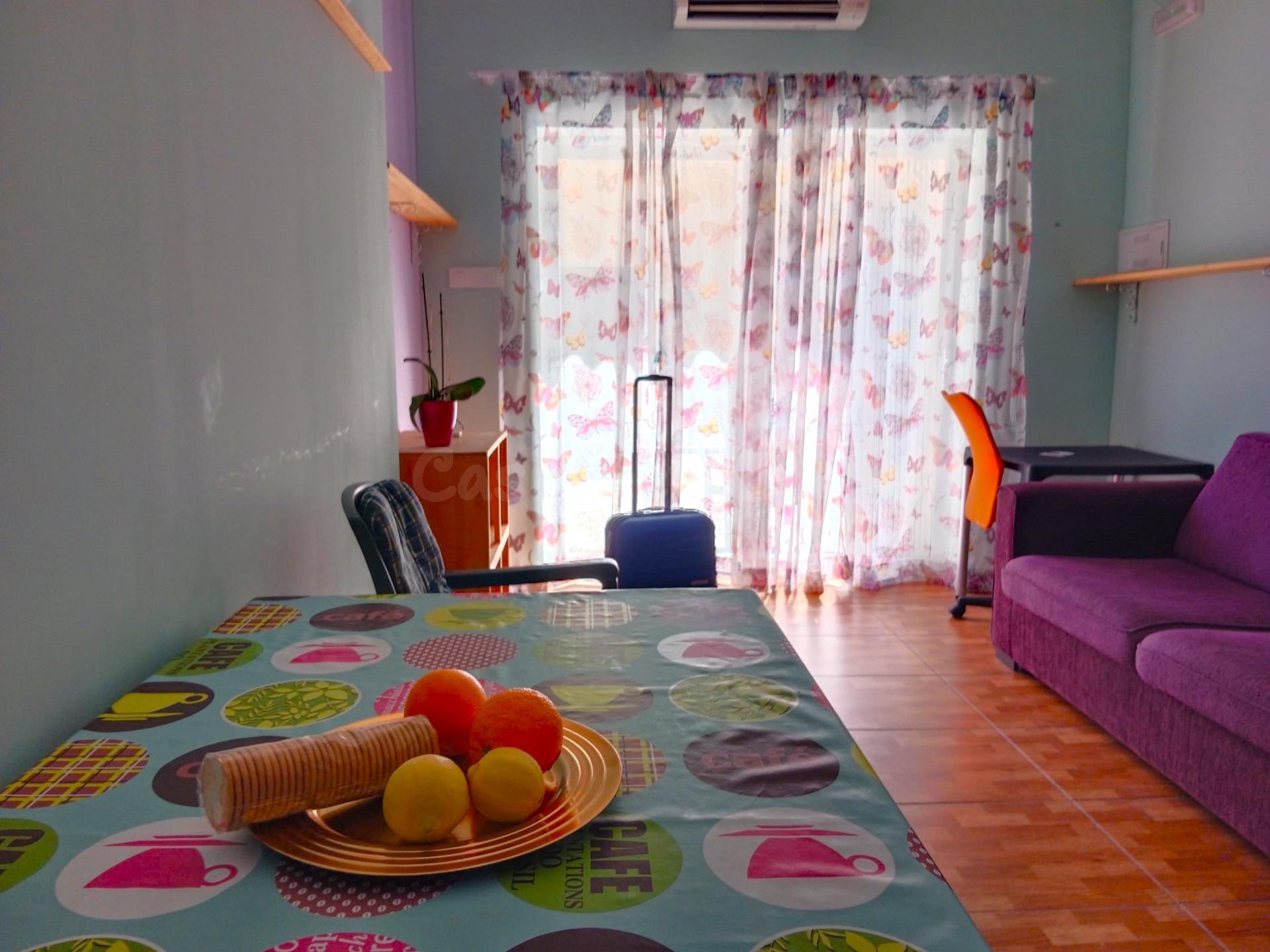Local tipo loft a la venta en Denia - foto 3