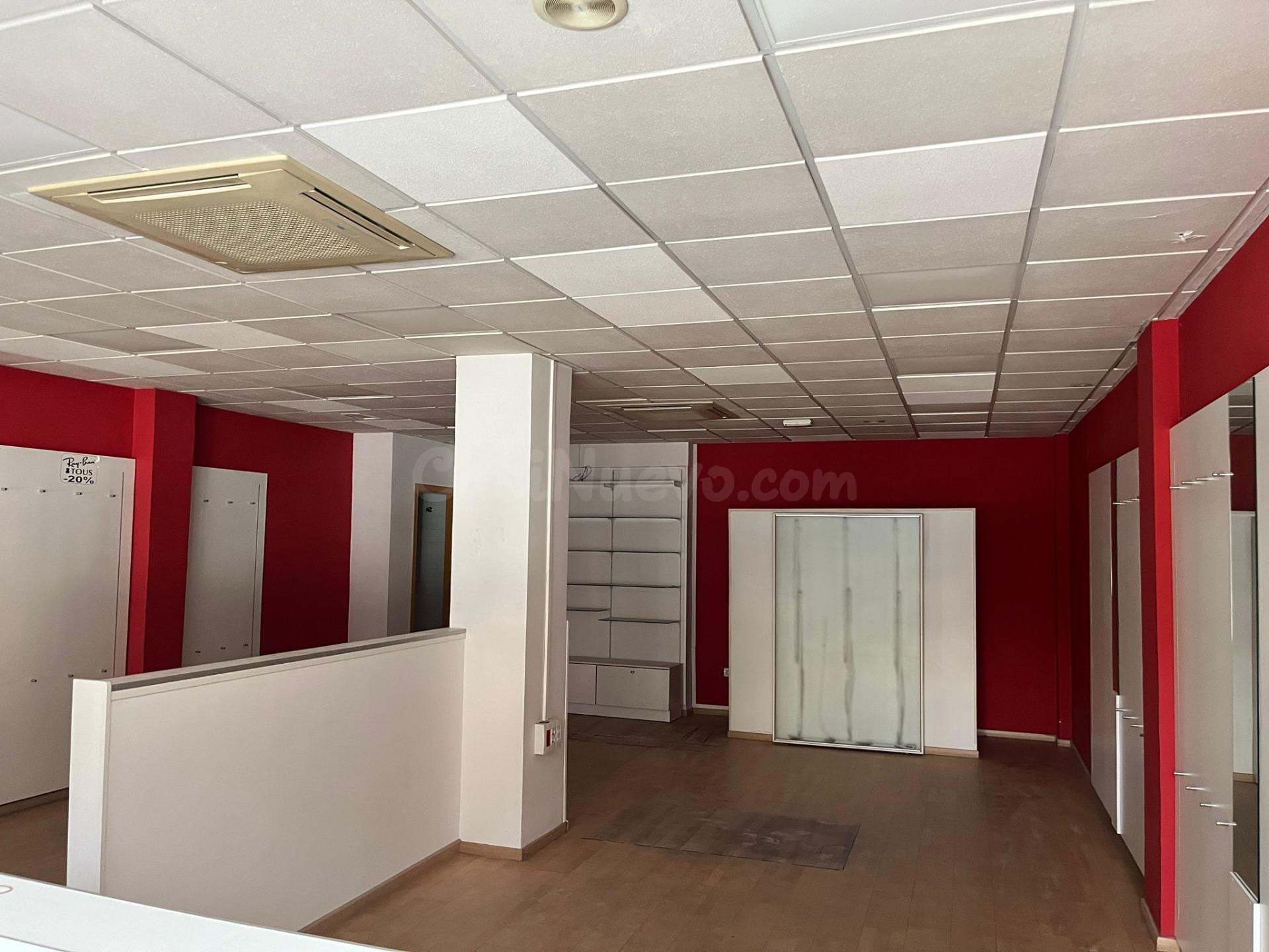 Local comercial 968m² en venta - Santa Rosa - foto 2