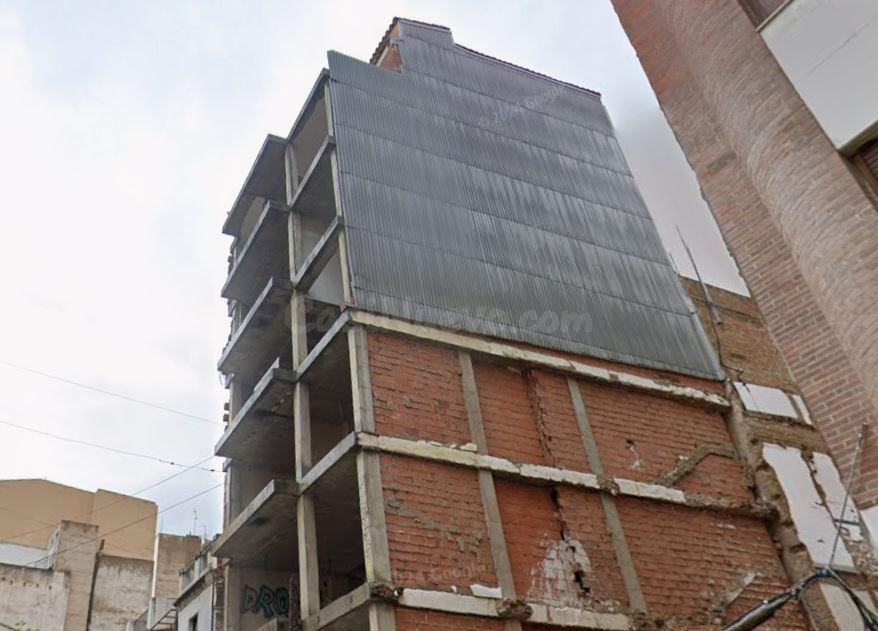 Estructura sin acabar en el centro de Castellon - foto 4