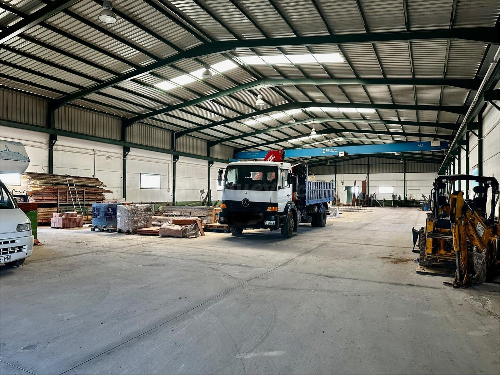 Nave industrial 1200m² en venta - Fuente Obejuna - foto 3